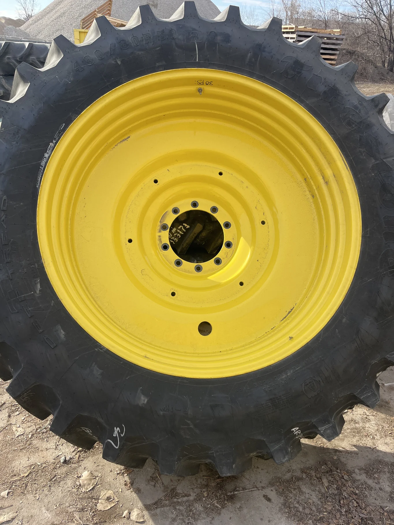 Take-Off 480/80R50 159B Firestone DT TL R-1W 95-100% On 15 x 50 10-13.19-11.07 2"BS Titan YellowDual