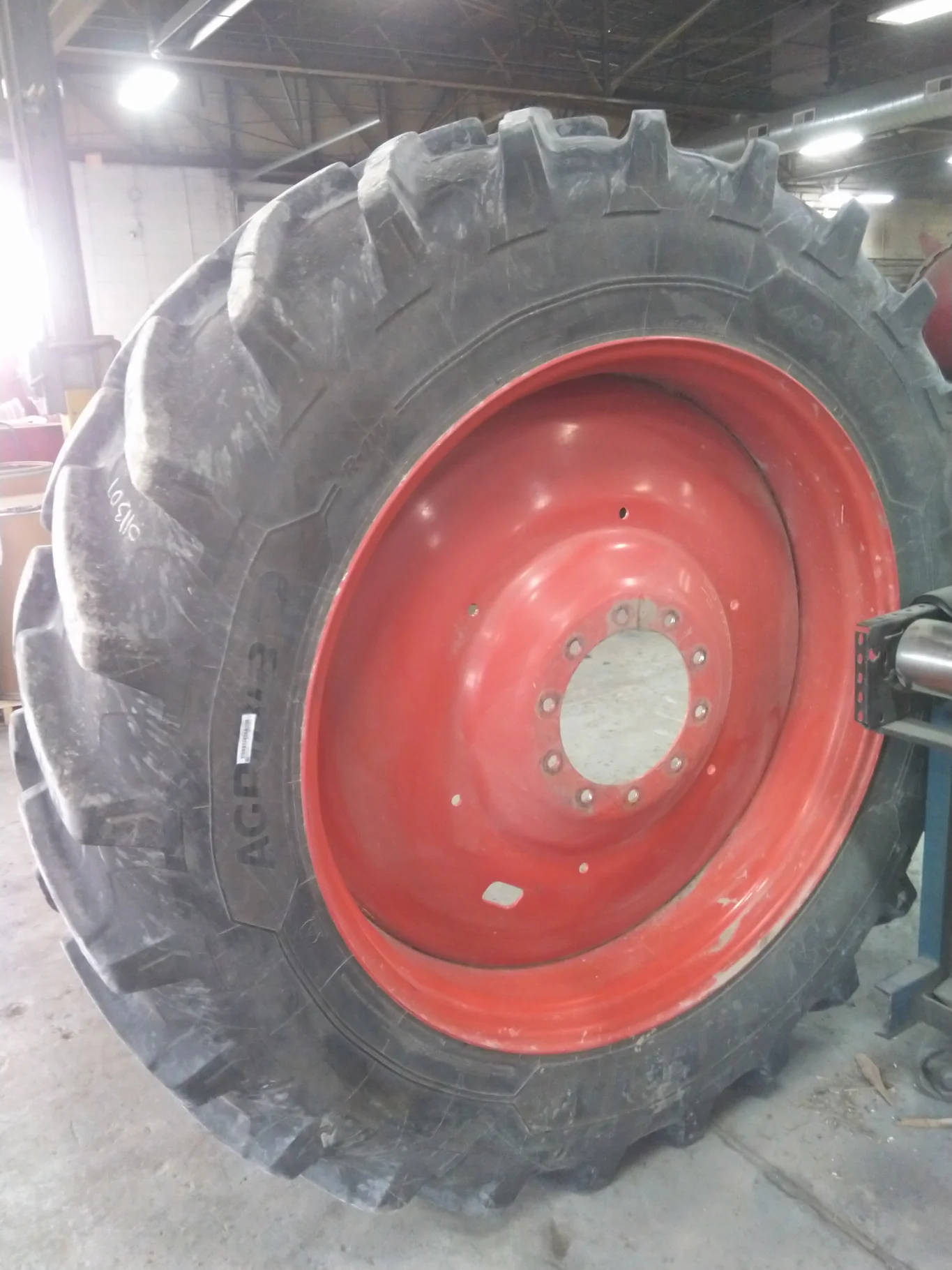 Used 480/80R46 158B Michelin Agribib 2 TL R-1W 70-75% On 16 x 46 10-11.25-8.82 Dual image 2