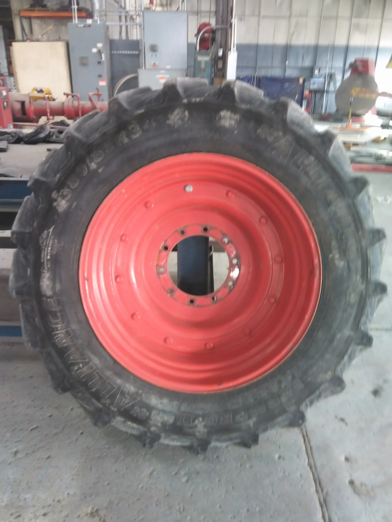 Used 380/85R34 137B Alliance Farm Pro 2 TL R-1W  65-70% On 13 x 34  10-11.25-8.82 8 Clamp Wheel/Disc
