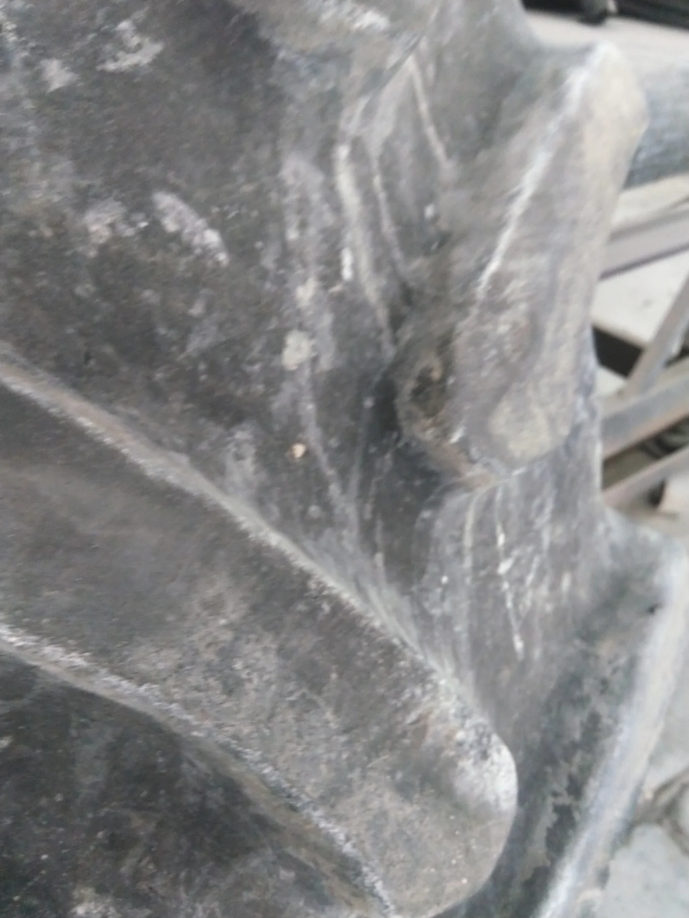 Used 380/85R34 137B Alliance Farm Pro 2 TL R-1W  65-70% On 13 x 34  10-11.25-8.82 8 Clamp Wheel/Disc image 4