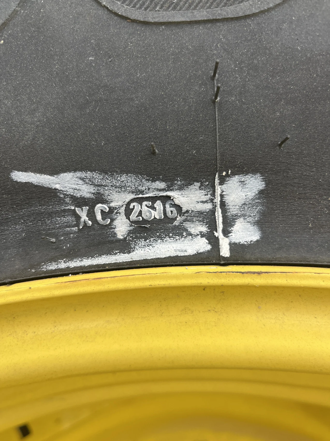 Used 650/60R34 156E Trelleborg TM900 TL R-1 50-55% On 20 x 34 12-19.685-17.651 Titan Yellow Waffle image 7