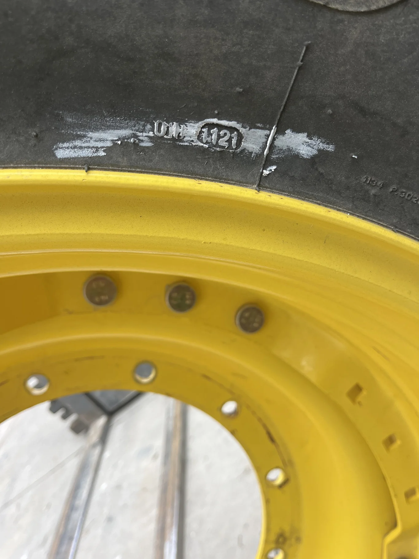 Used 650/60R34 156E Trelleborg TM900 TL R-1W 85-90% On 20 x 34 12-19.685-17.651 Titan Yellow Waffle image 12