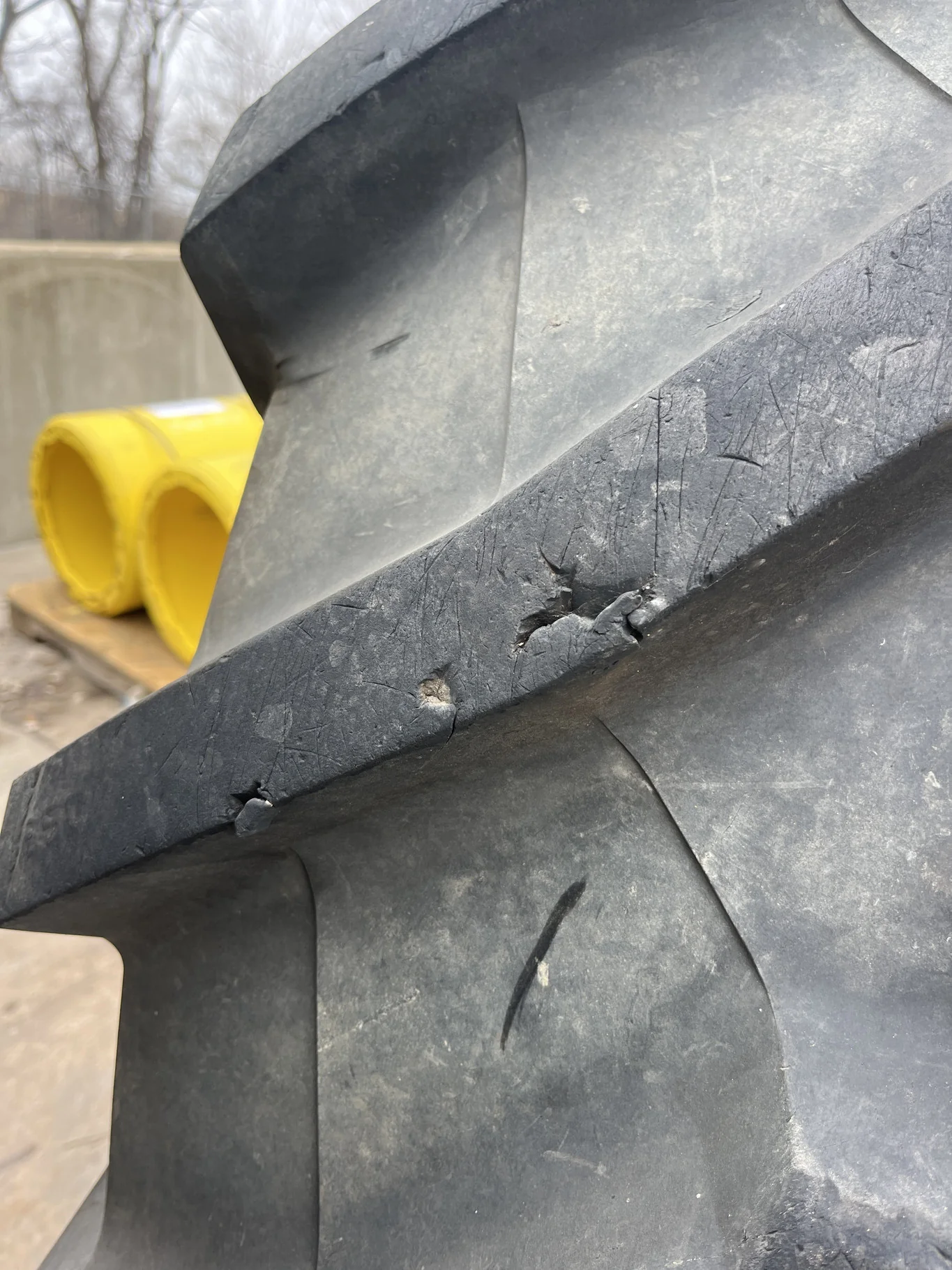 Used 650/60R34 156E Trelleborg TM900 TL R-1W 85-90% On 20 x 34 12-19.685-17.651 Titan Yellow Waffle image 8