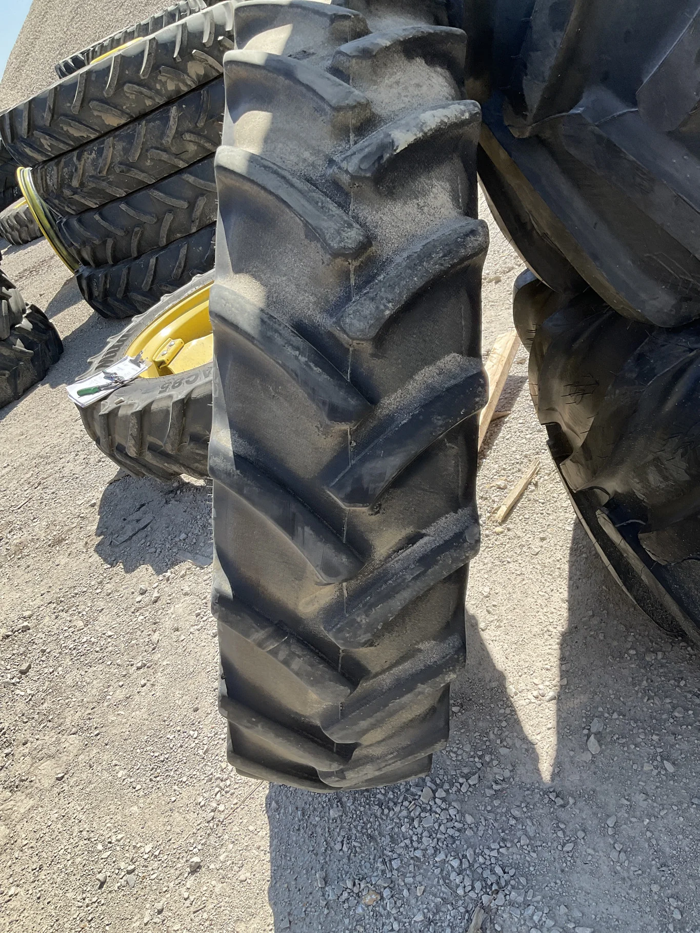 Used 340/85R38 133A8 Mitas AC85 TL R-1W 70-75% On 12 x 38 8-8-6 10"BS GKN Yellow 4/2 Clamp image 2