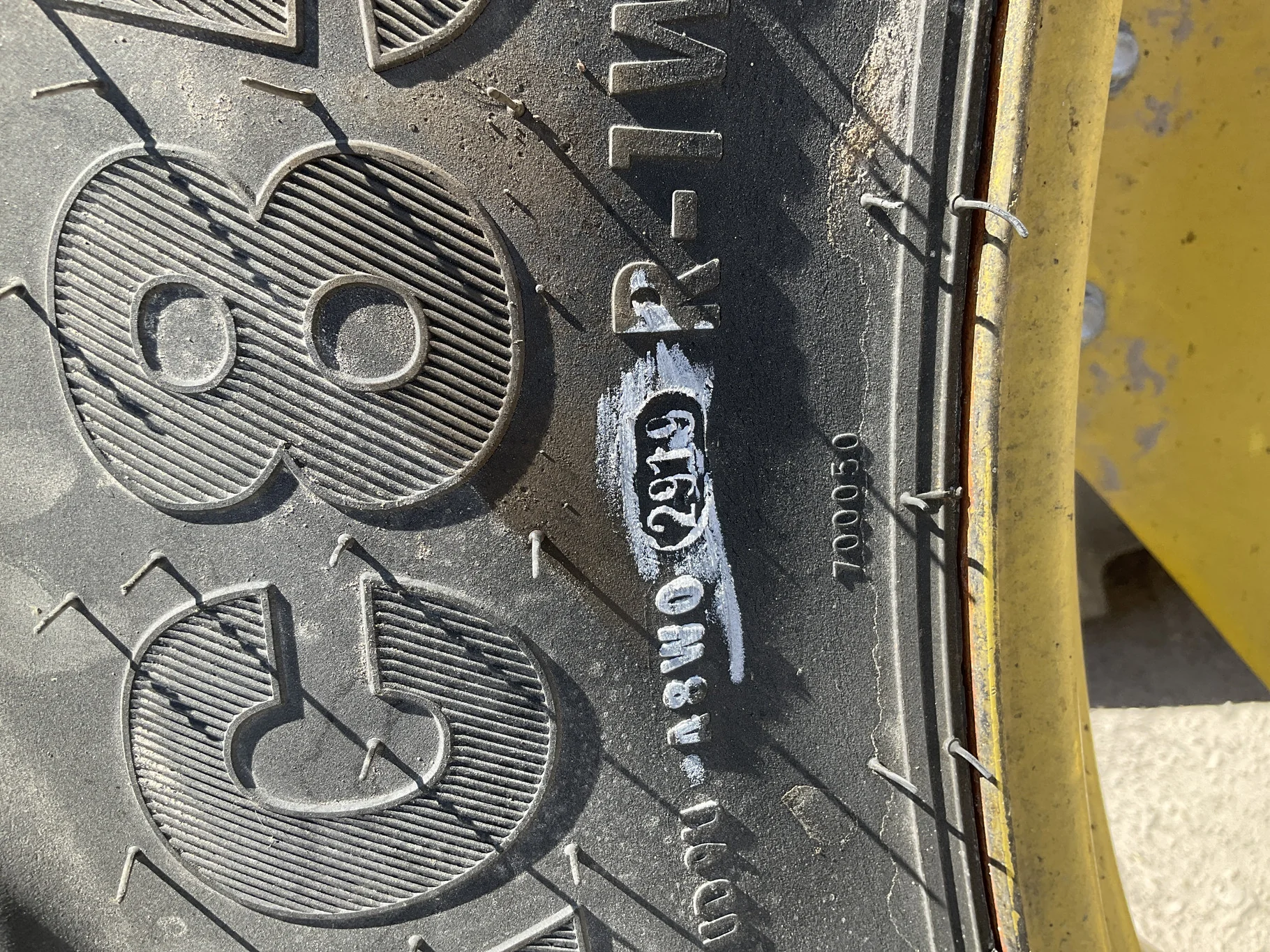 Used 280/85R28 118A8 Mitas AC85 TL R-1W 70-75% On 10 x 28 8-10.82-8.78 8"BS Yellow 4/2 Clamp Wheel image 4