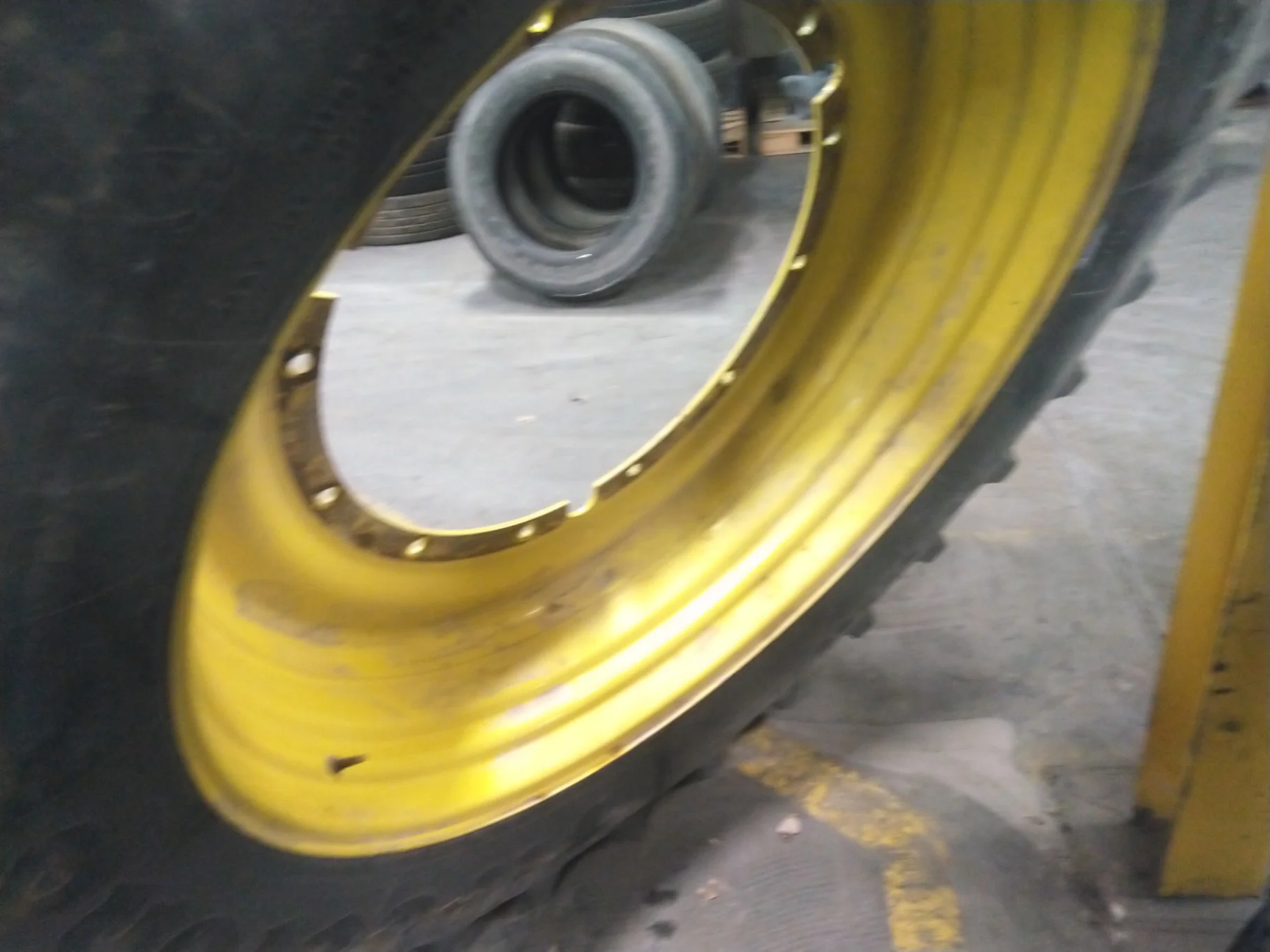 Used 480/80R50 159B Firestone Deeptread 23 TL R-1W 45-50% On 15 x 50 12-32.047-30.078 Rim & Rail image 2