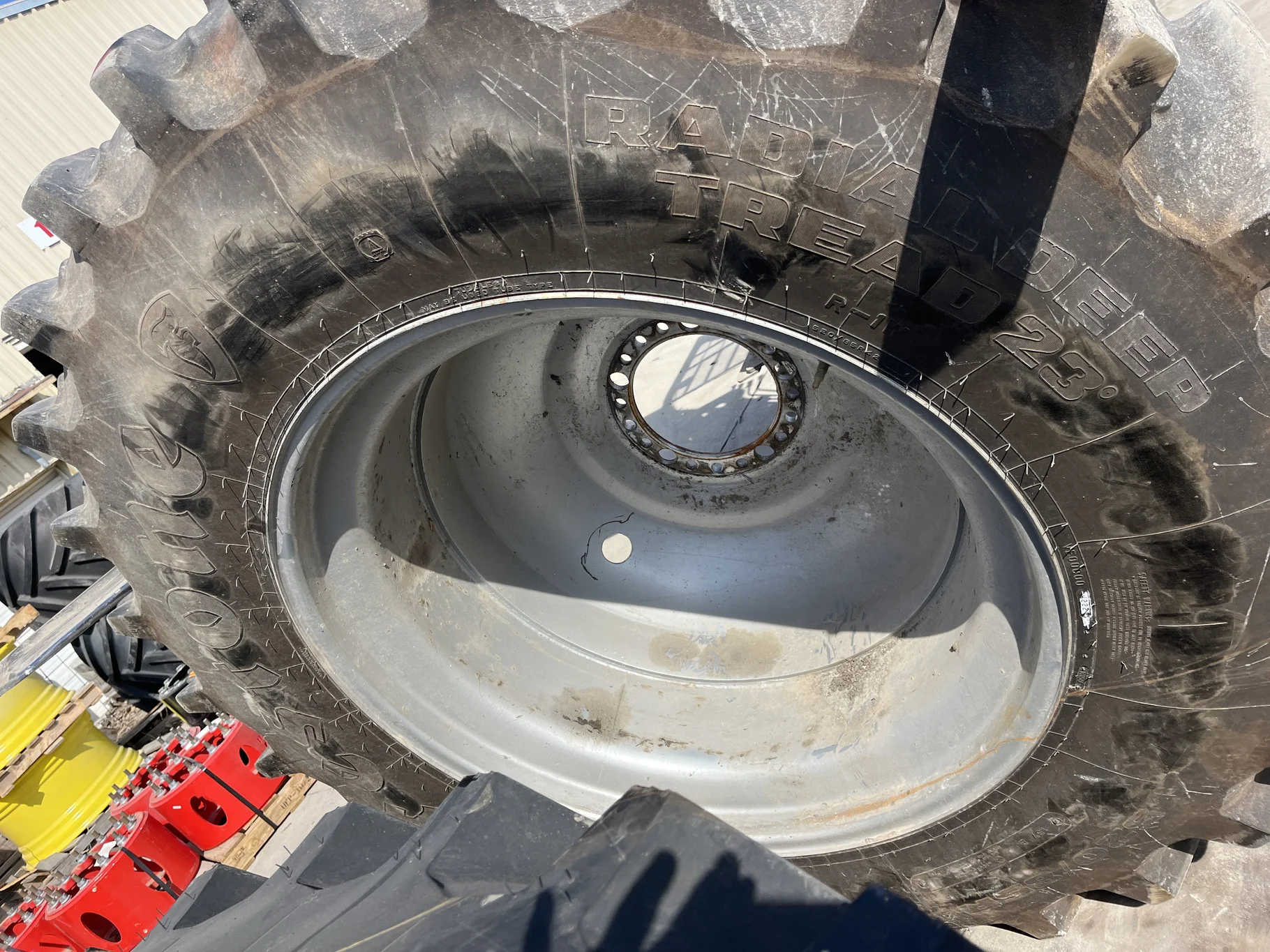 Used 520/85R42 157B Firestone Radial DT23 TL R-1W 85-90% On 18 x 42 20-13.19-11.07 -4"BS Titan image 3