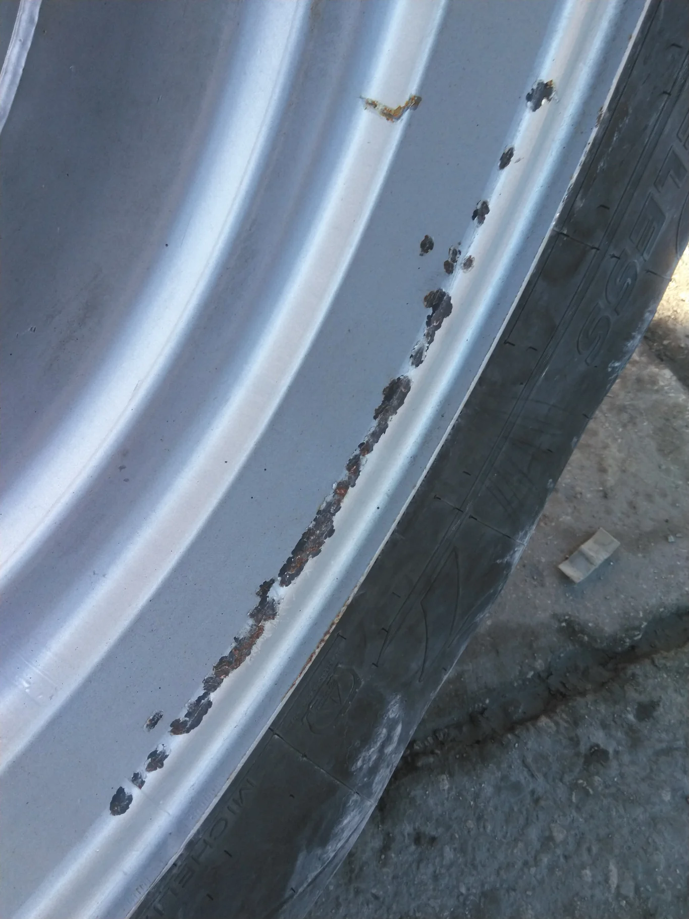 Used 600/70R30 158D Michelin MachXbib TL R-1W 65-70% On 20 x 30 12-16 3/4-14.5 Waffle 3 Bolt/Disc image 2