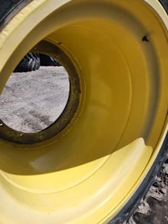Used LSW 1400/30R46 201D Goodyear Optitrac 98% on 50 x 46 12-32-30 JD Yellow wheel image 9