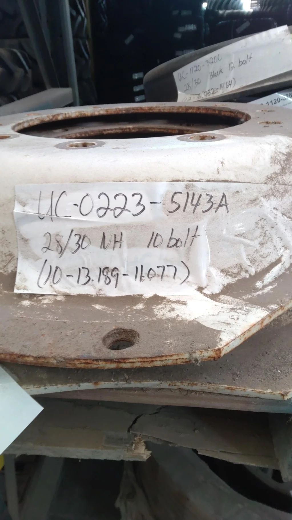 Used Disc 28/30" 10-13.189-11.077 4"OFF (.846") New Holland White image 3