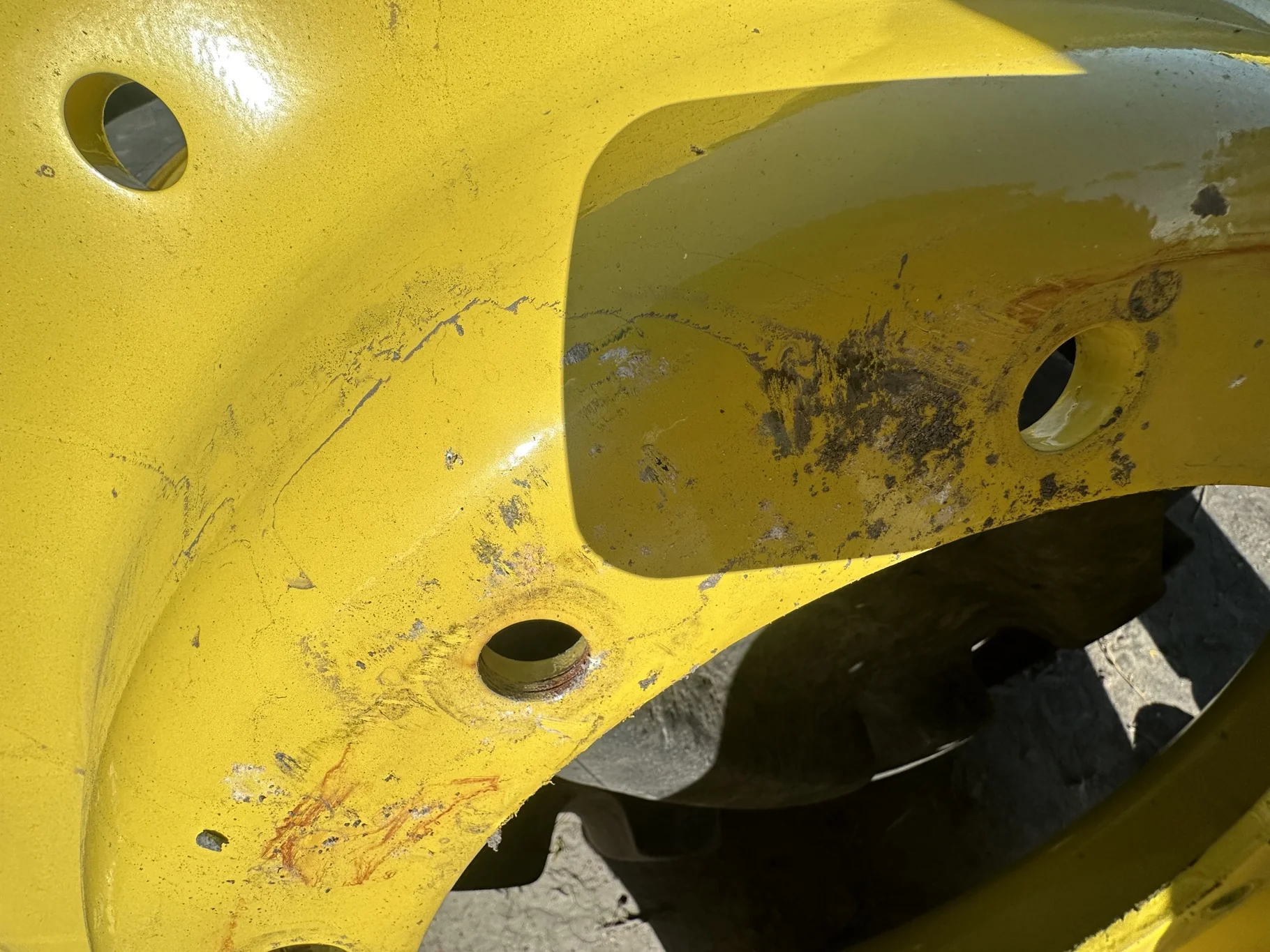 USED DISC 38" John Deere Yellow 3 Bolt Waffle with 12 Bolt Centers (12-16.73-14.6) image 3