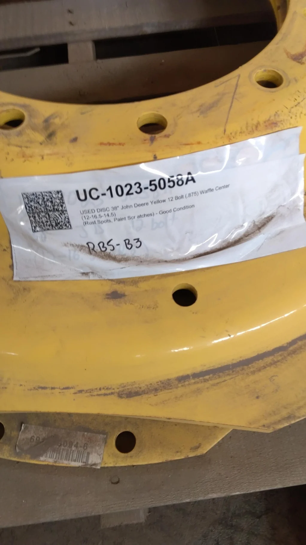 USED DISC 38" JD Yellow 12 Bolt (.875) Waffle Center (12-16.5-14.5) (Rust Spots; Paint Scratches) image 2