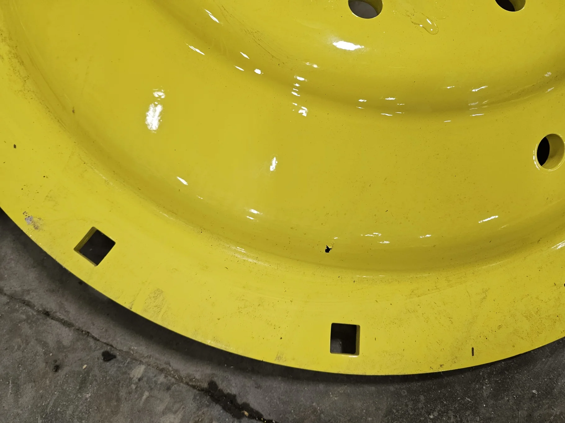 USED DISC 38" 10-13.189-11.090 STUB DISC AGCO SILVER image 2