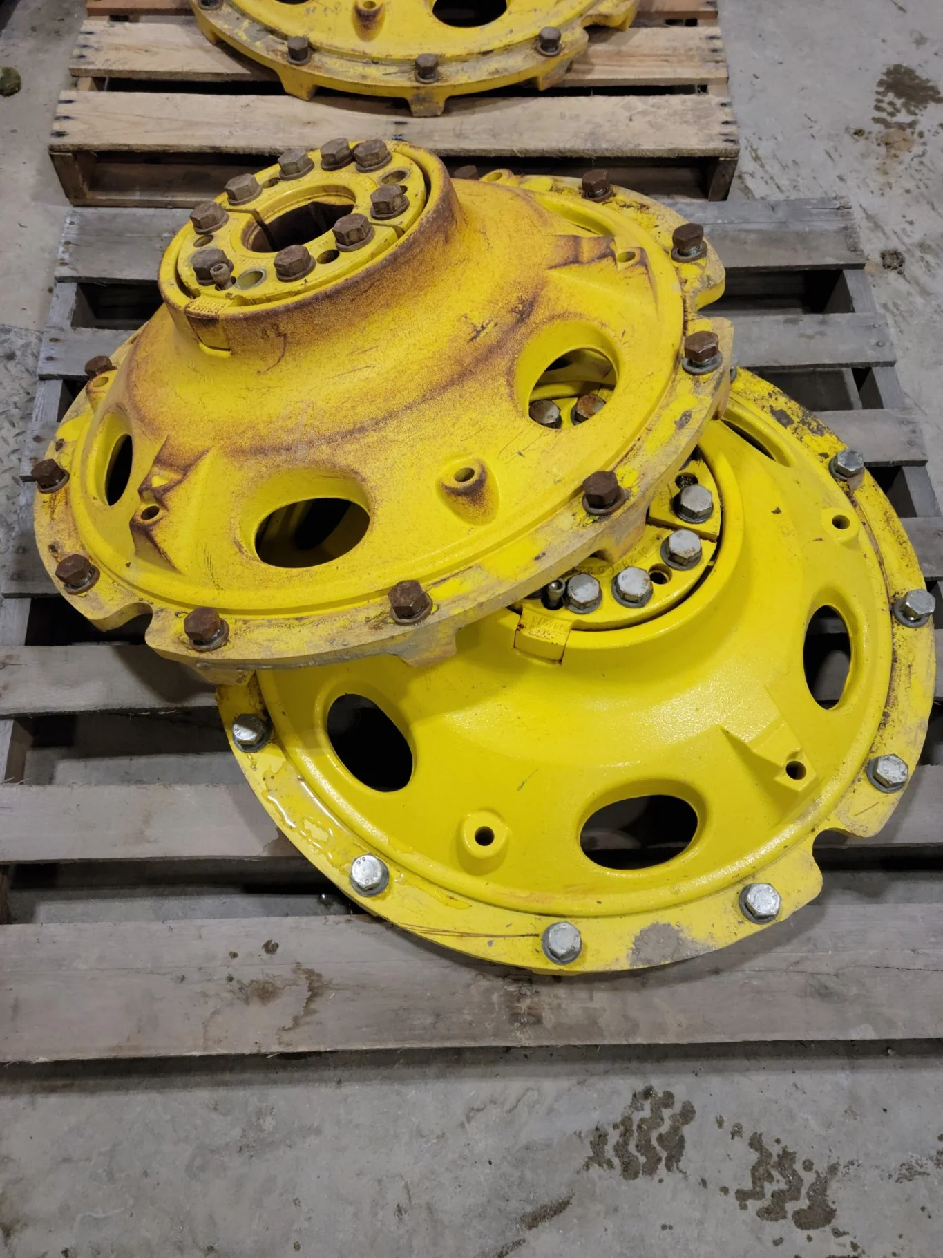 Used 12-32.047 JD Cast 120 mm Axle ( Hardware Included image 3