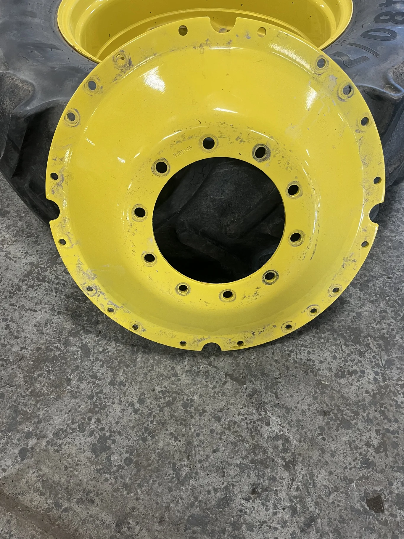 Used Disc 34" 10-13.19-11.07 Waffle 3 Bolt Yellow