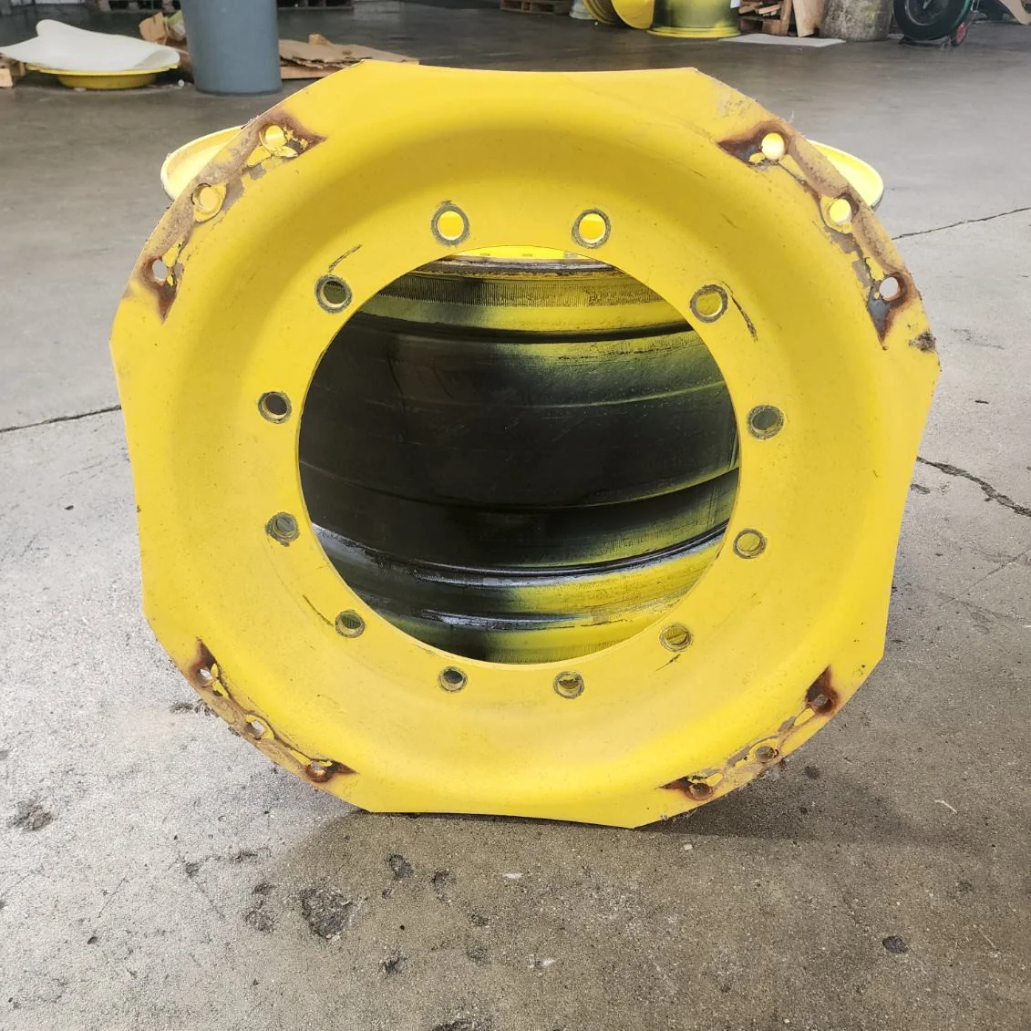 Used Disc 34" 12-19.685-17.651 Waffle Yellow