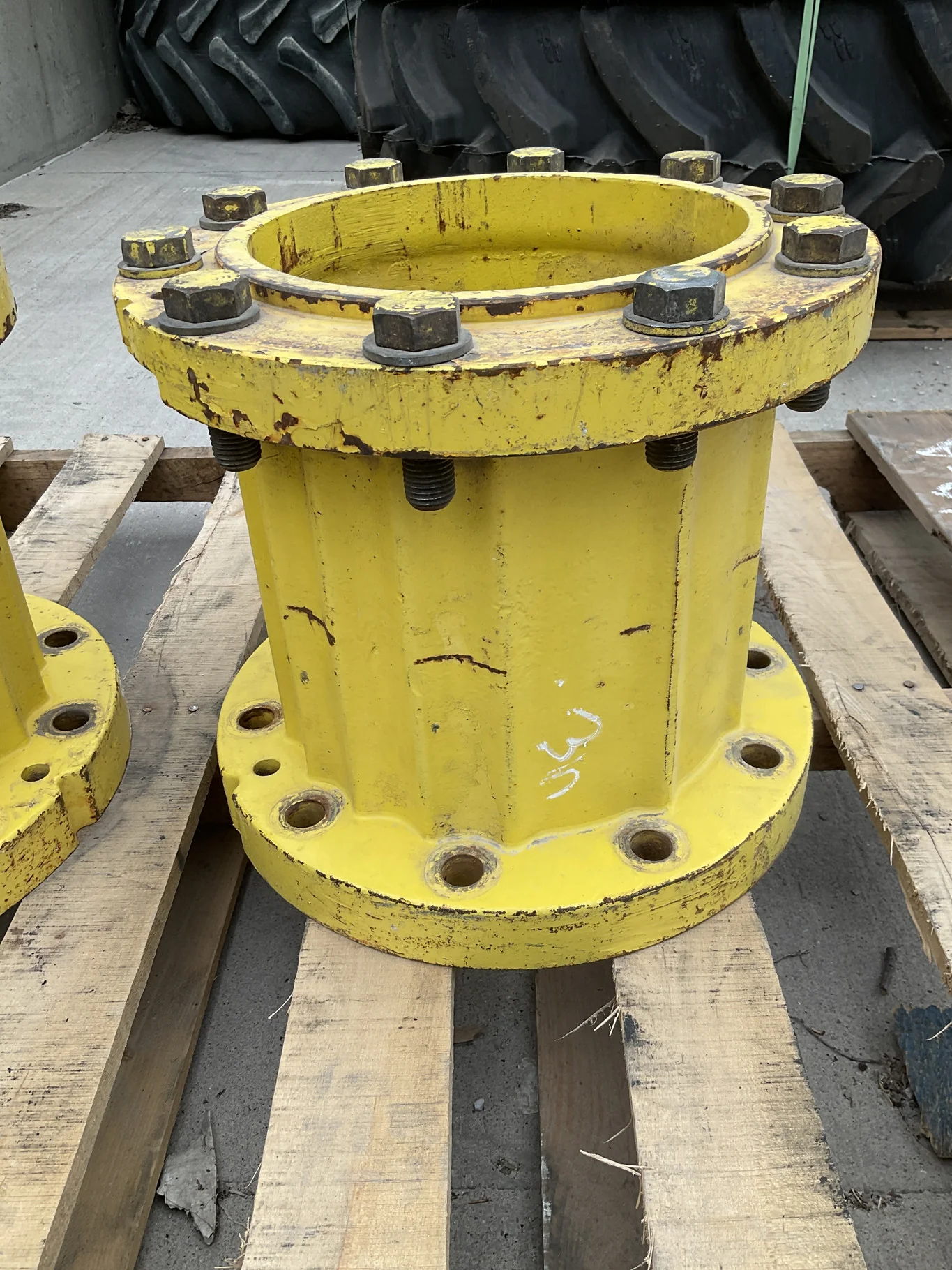 Used 13" Hub Extension Yellow image 2