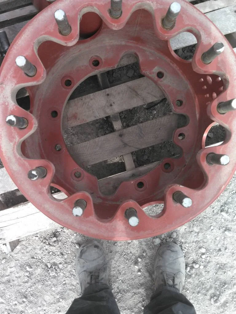 Used 13.50 Fendt Red Extension 12-16.732-14.620 Came Off A Fendt 1038