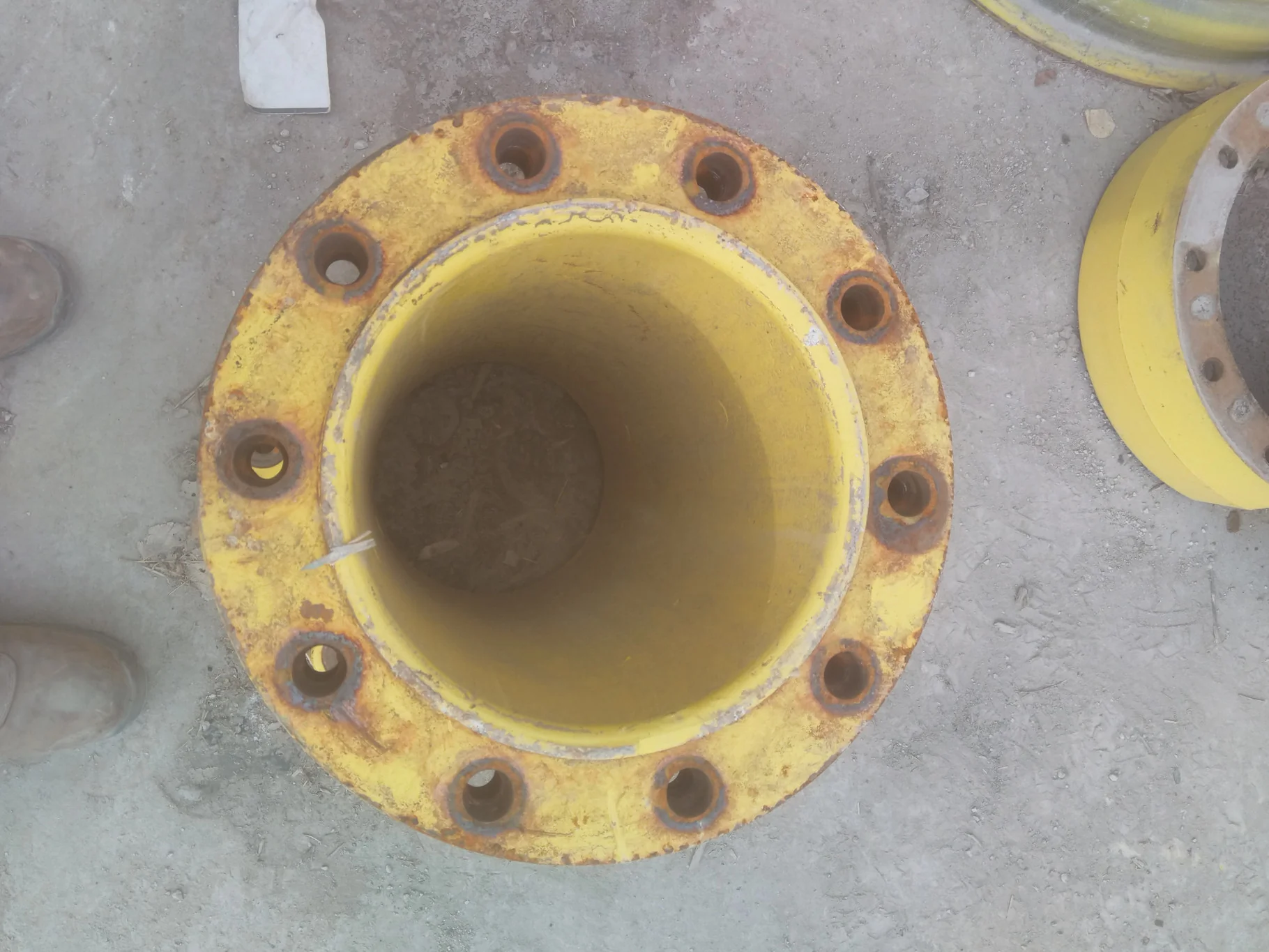 Used 21.5 JD OE Hub Extensions With 6 Inch Spacer (12-16.732-14.620) (10-13.19-11.07) With Hardware image 4