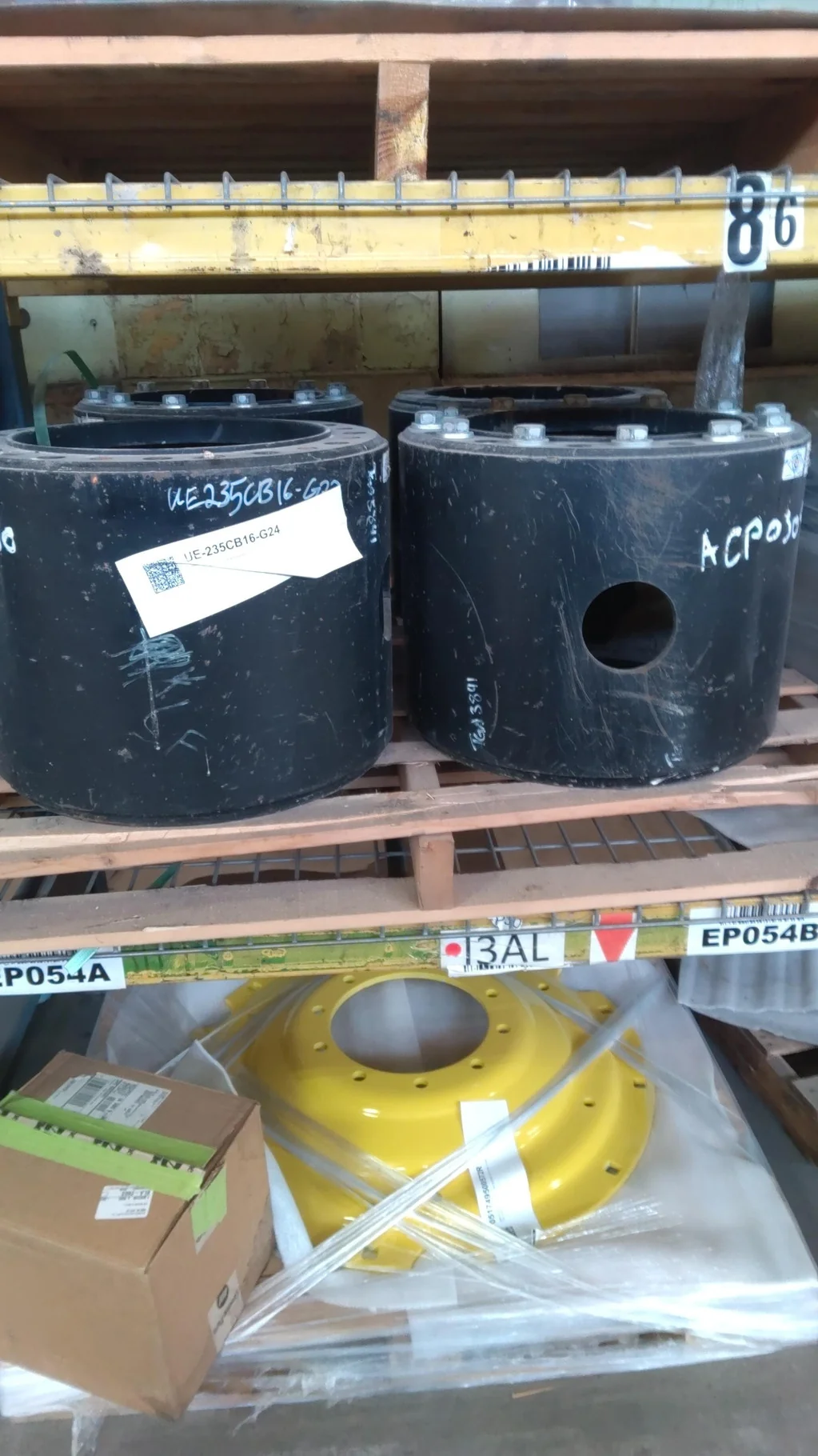 Used 12" EXTENSION HUB 8 Bolt ASSEMBLY JD  w/HDW (BLACK) (14.00" DIAMETER PIPE & M18-2.5P image 2