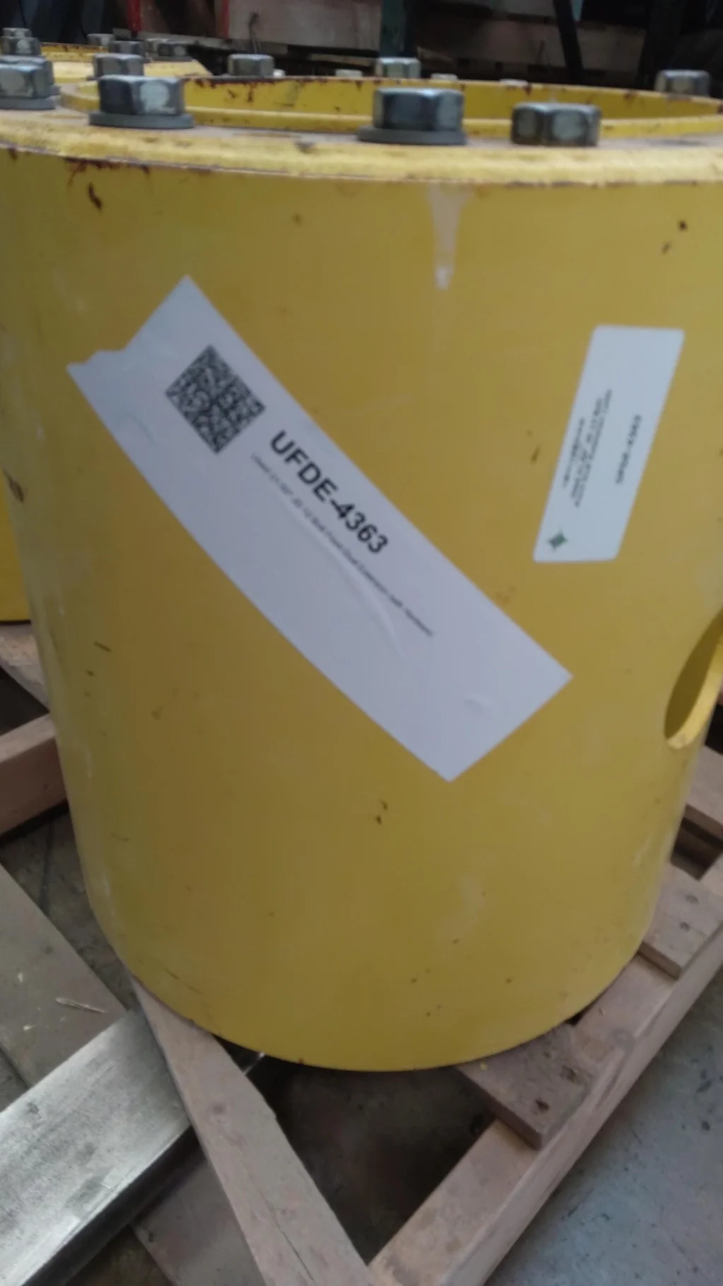 Used 21.50" Extension JD 12 Bolt Front Dual (with Hardware)