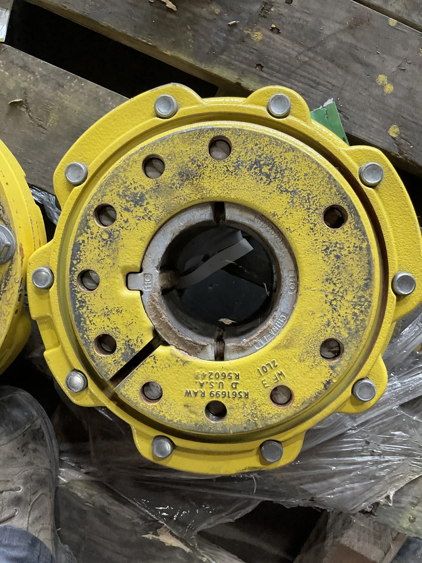 Used JD OE 110mm 10-13.19-11.07 Style E Yellow Hub image 2