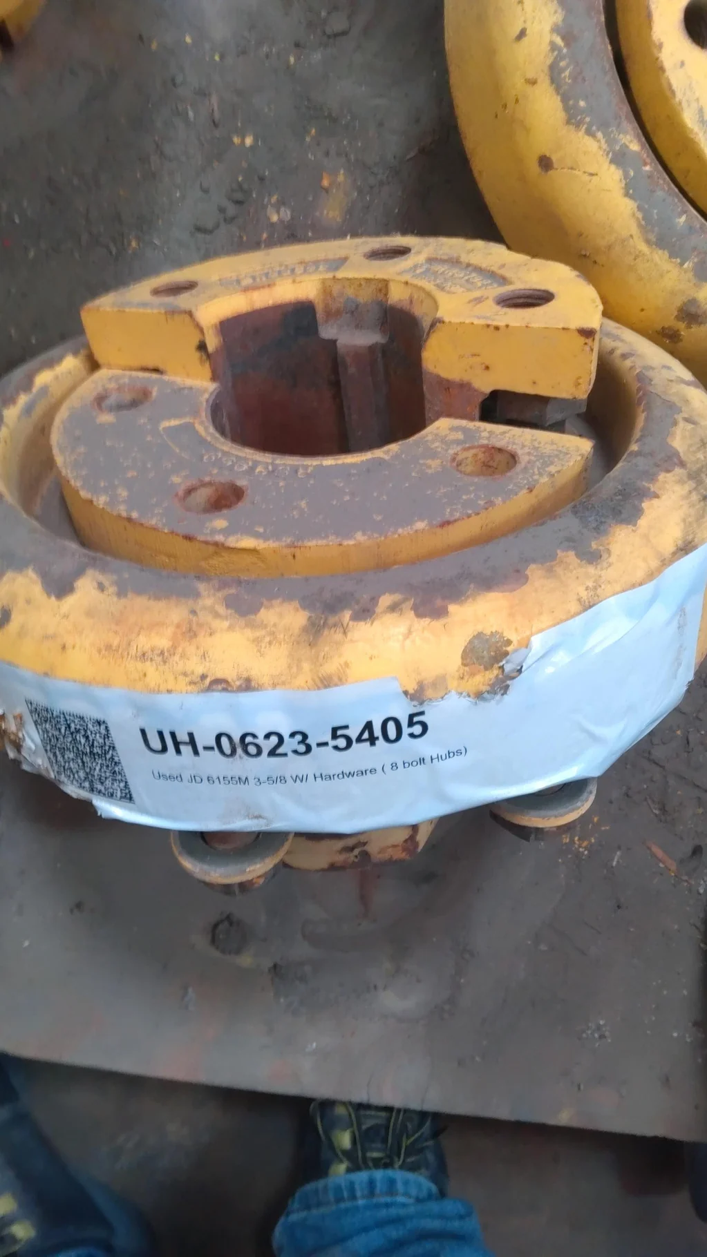 Used Hub JD 6155M 3-5/8 W/ Hardware ( 8 bolt ) image 2
