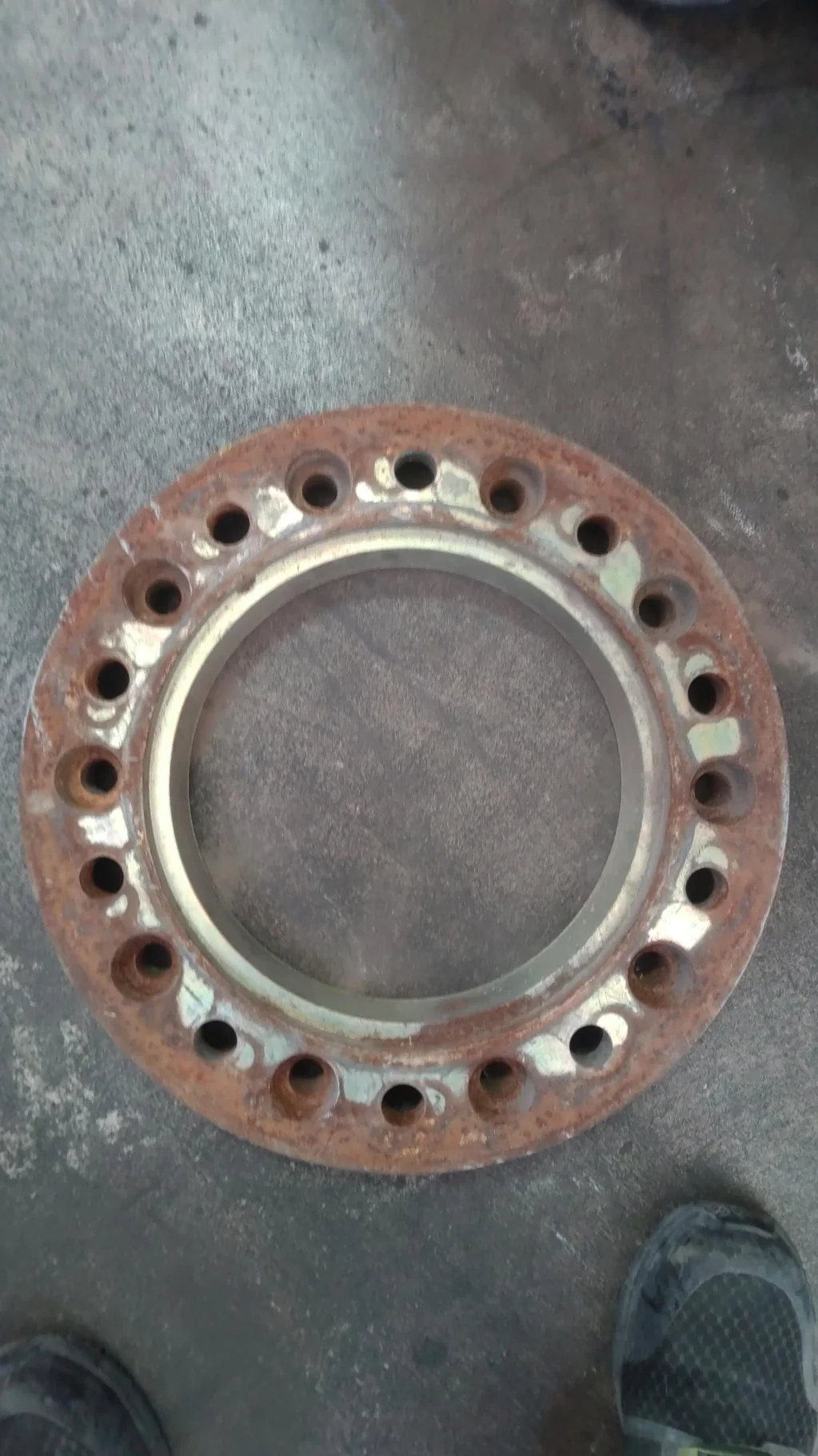 Used 2" Spacer 10 Bolt John Deere Yellow (NO HARDWARE)