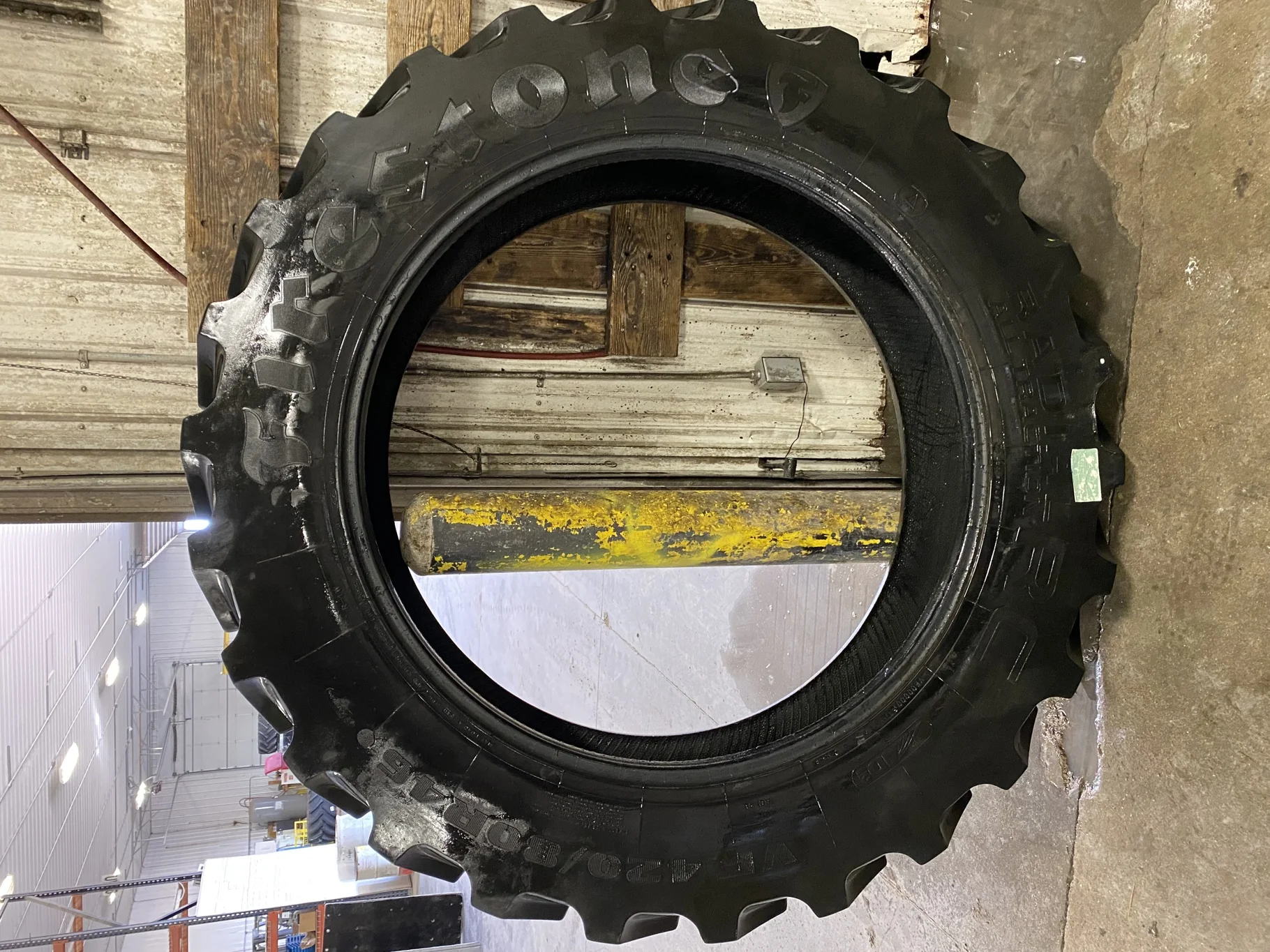 Used VF420/80R46 175D Firestone Radial All Traction Row Crop TL R-1W 95%