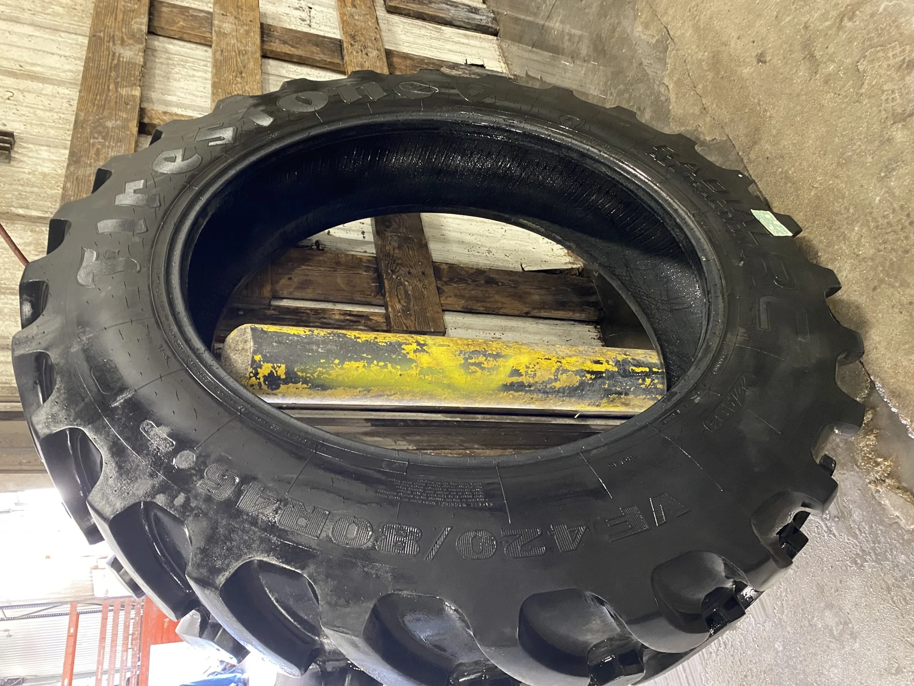 Used VF420/80R46 175D Firestone Radial All Traction Row Crop TL R-1W 95% image 2