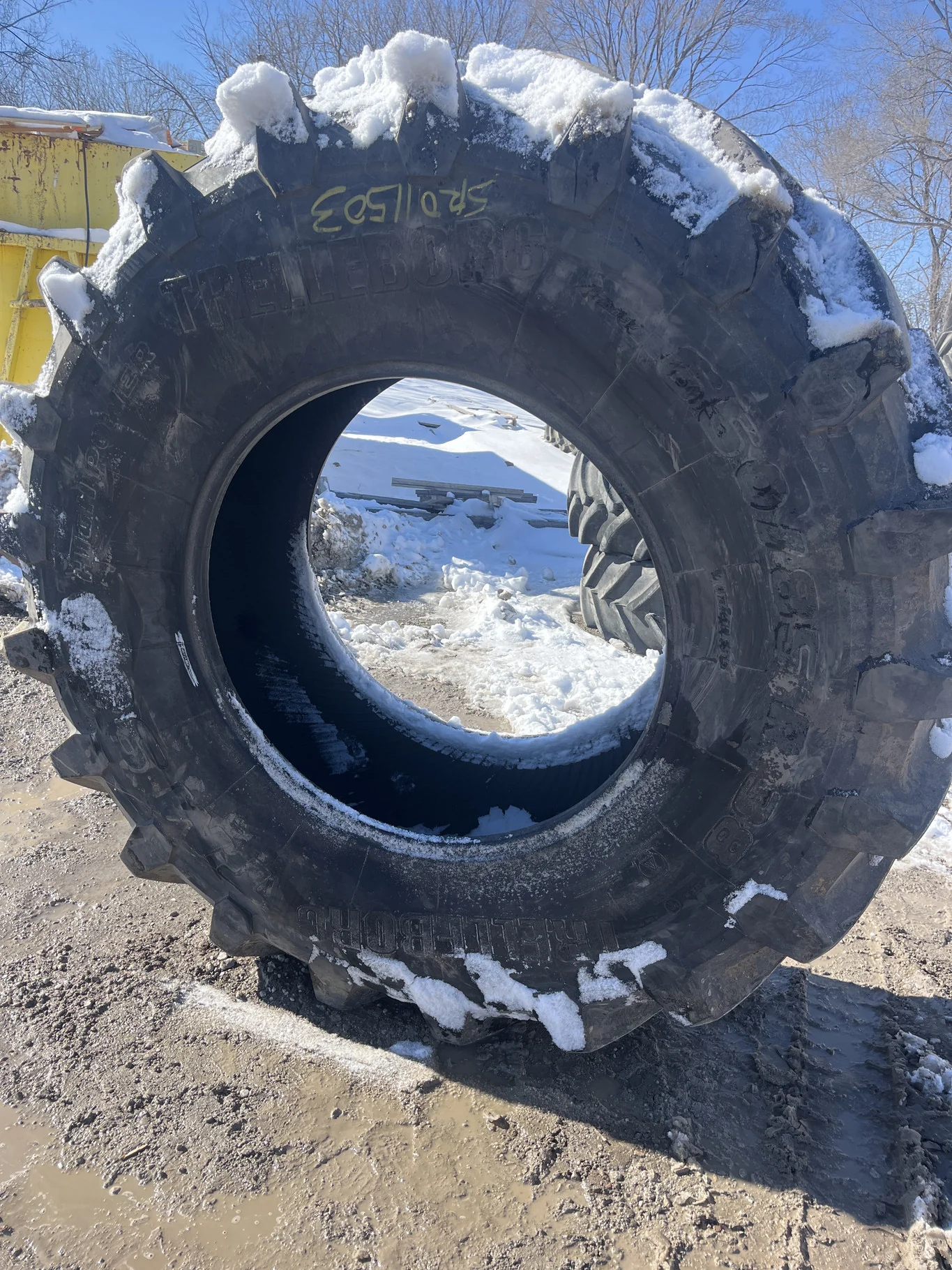 Used 650/85R38 170E Trelleborg TM900HP TL R-1W 75-80%