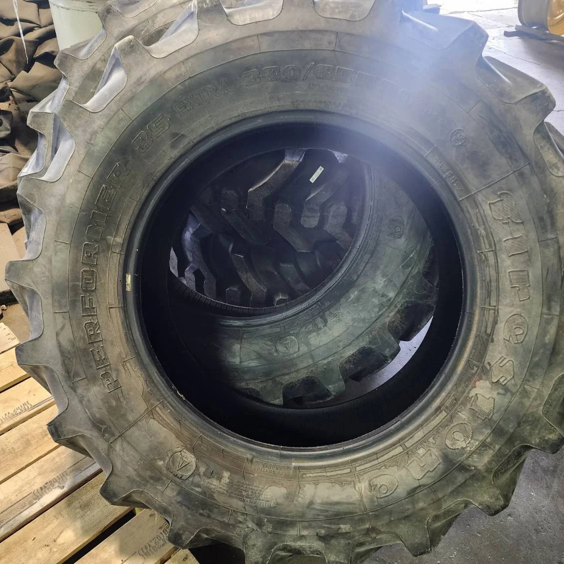 Used 380/85R30 132E Firestone Performer85 Extra TL R-1W 80-85% image 4