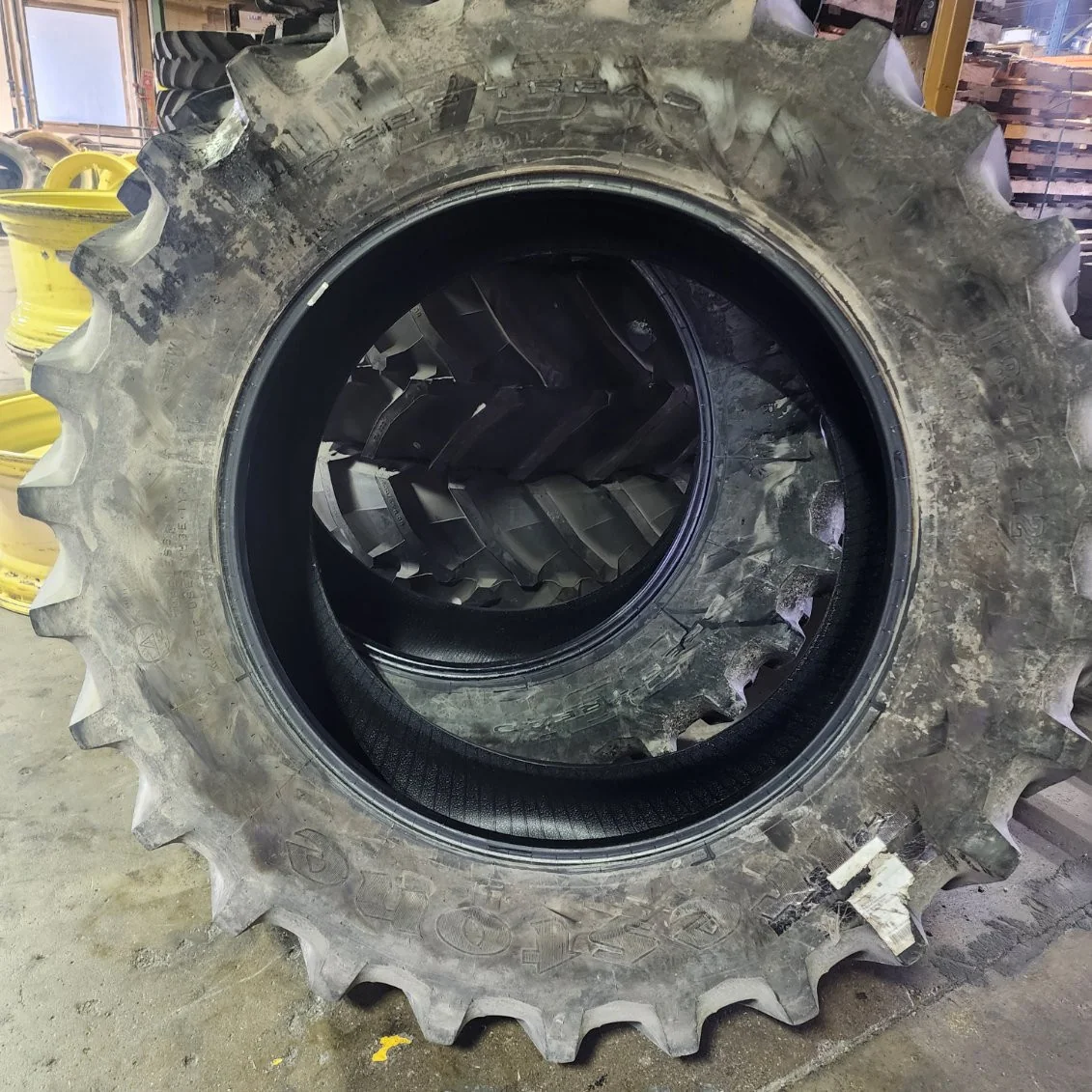 Used 480/80R42 151B Firestone DT23 TL R-1W  85-90%