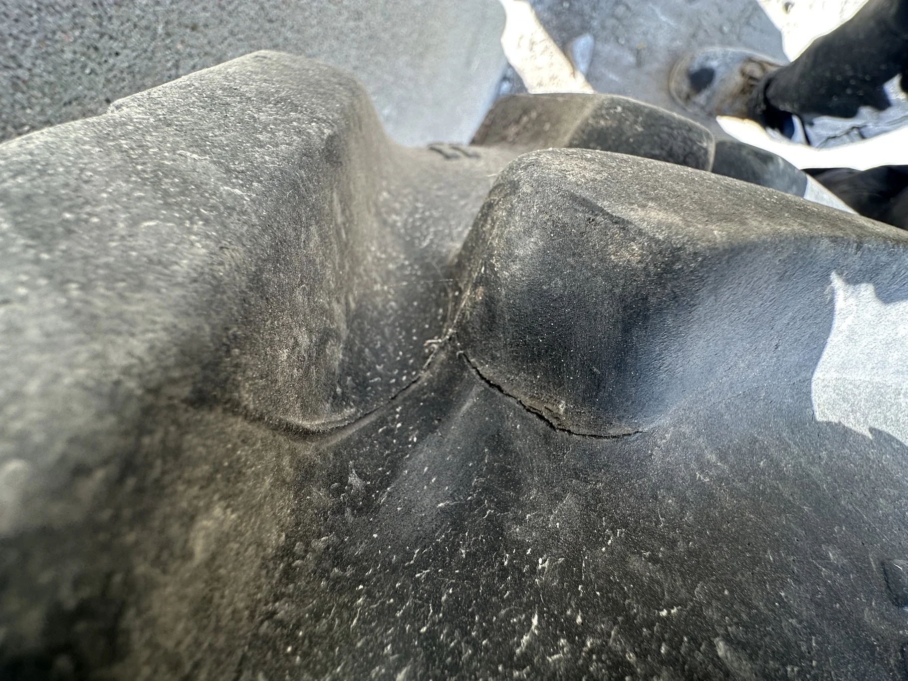 Used 320/85R34 Alliance Farm Pro 2 Radial R-1w (133B) TL 70% _x000D_ (Uneven Tread Wear, Lug Stubbl image 4