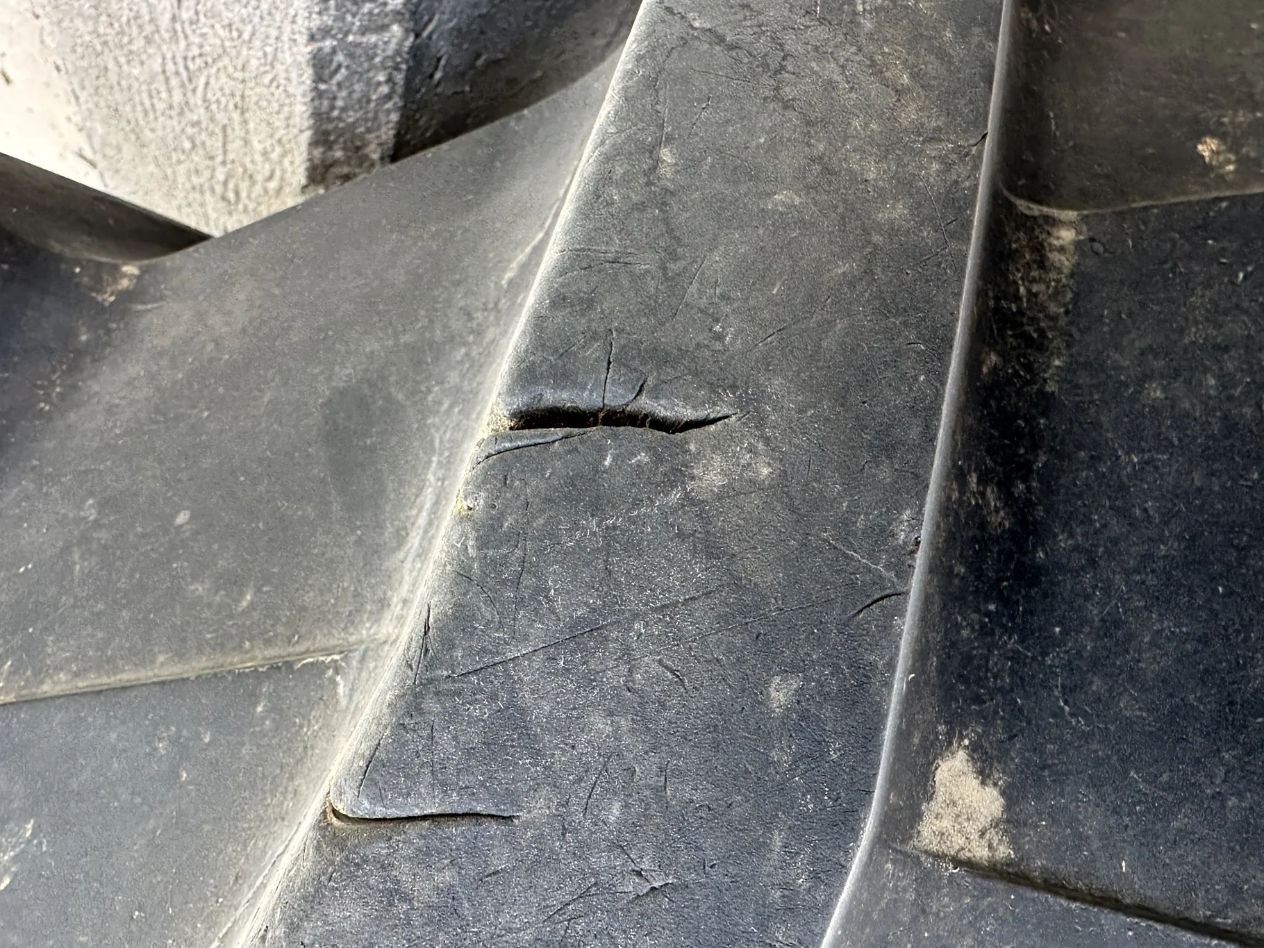 Used IF750/75R46 Trelleborg TM1000 High Power R-1W (186D) TL 90% (Light Stubble, Lug Cuts) image 4