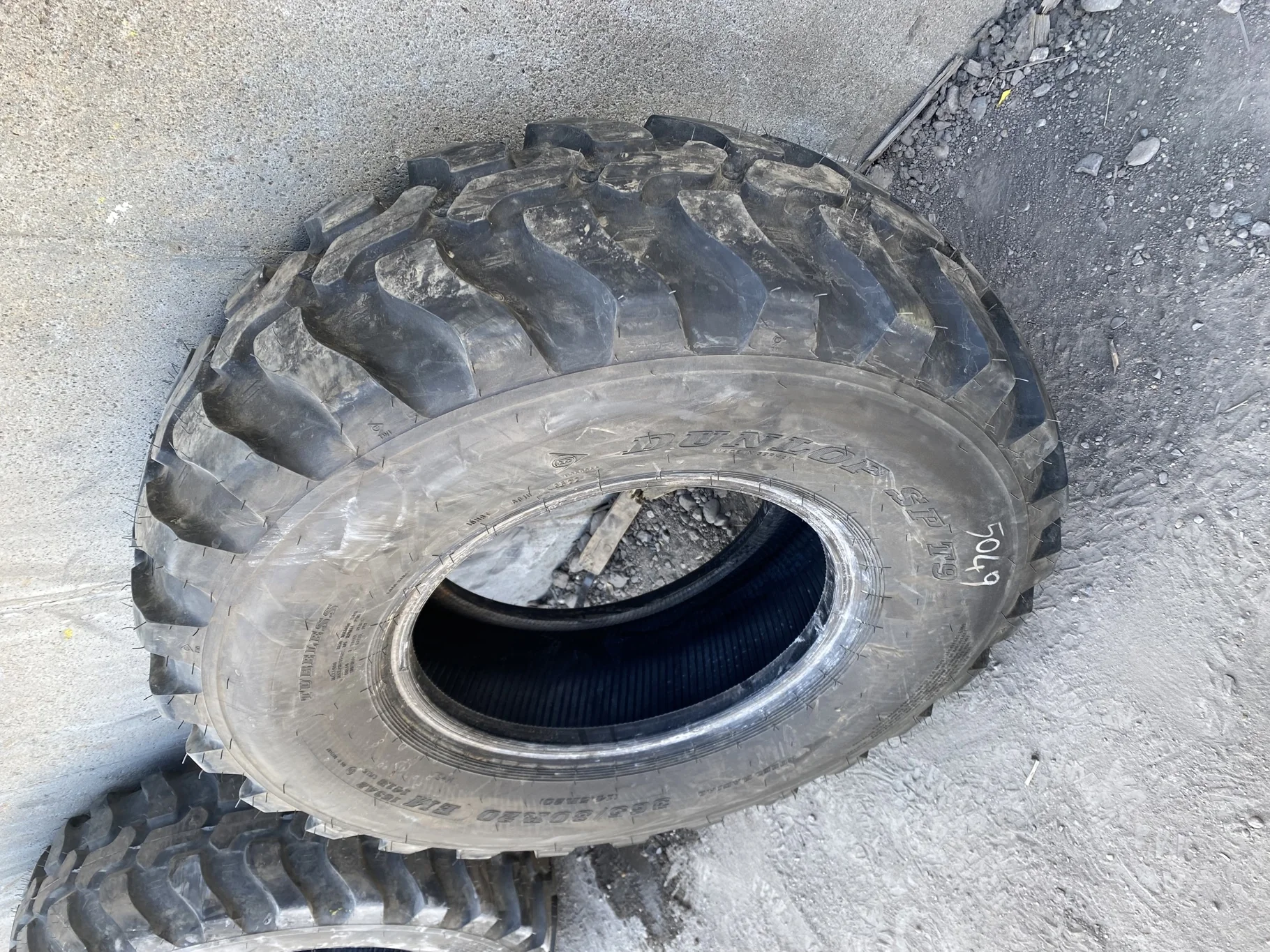 TAKE-OFF 365/80R20 Dunlop SPT9 141B