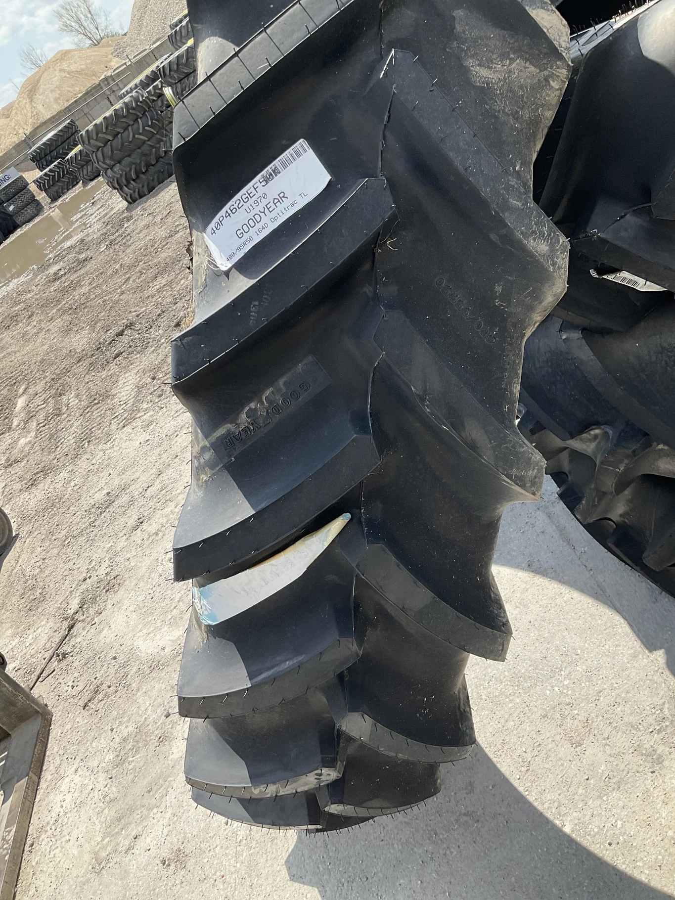 Take-Off 480/95R50 164D Goodyear Optitrac TL R-1W 95-100% image 2