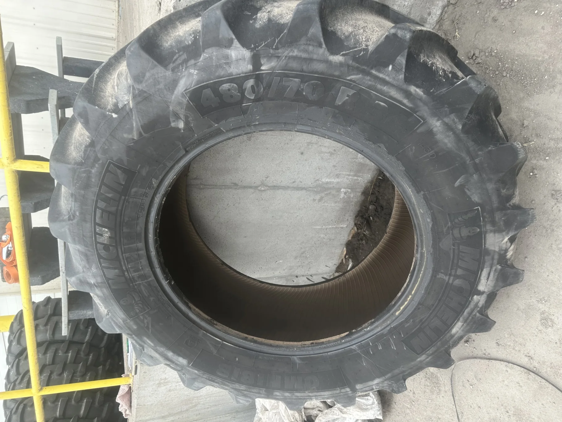 Used 480/70R34 Michelin OmniBib R1W 143D TL 70% (Weathering/Cuts/Stubble)