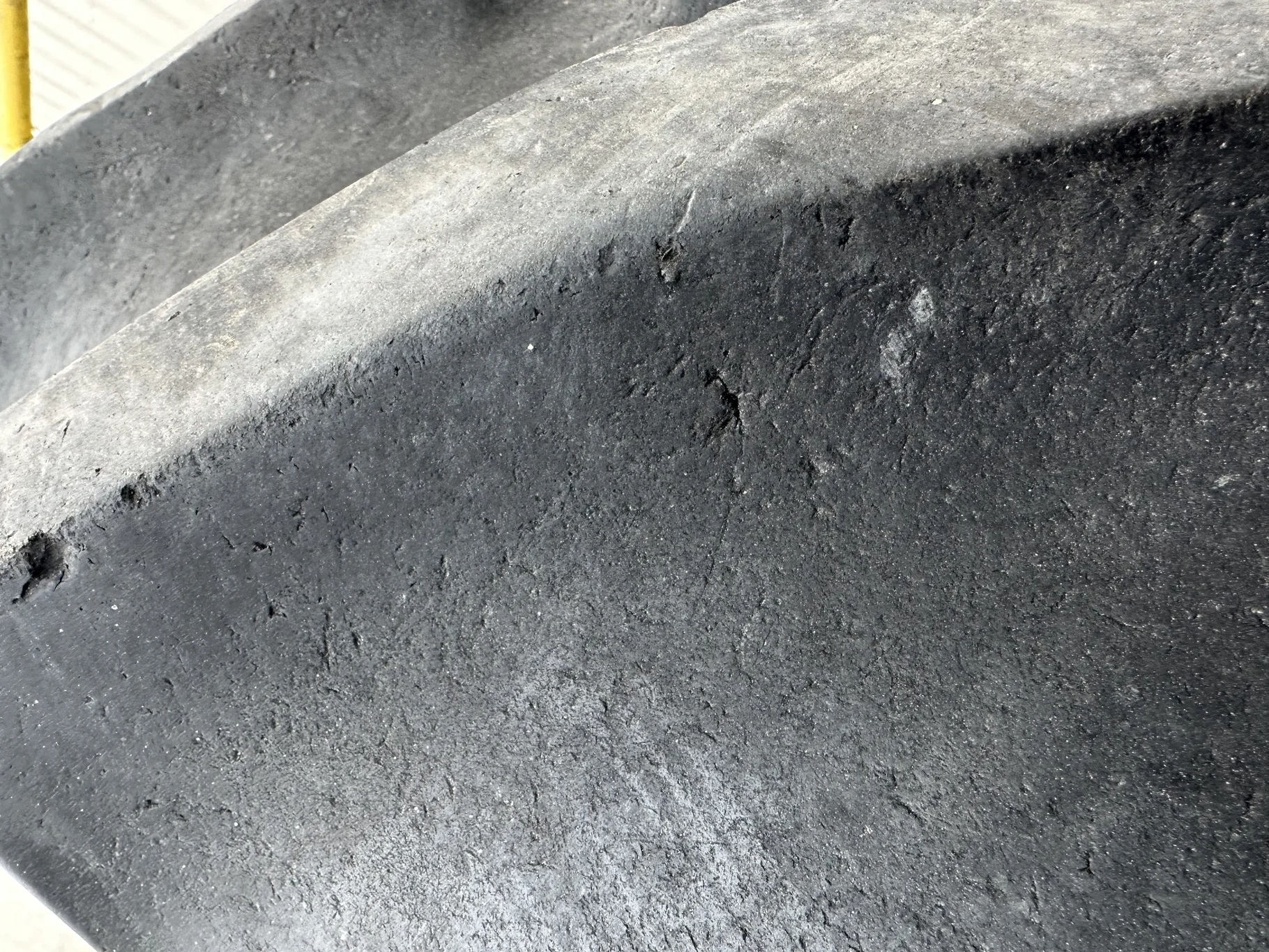 Used 480/70R34 Michelin OmniBib R1W 143D TL 70% (Weathering/Cuts/Stubble) image 5