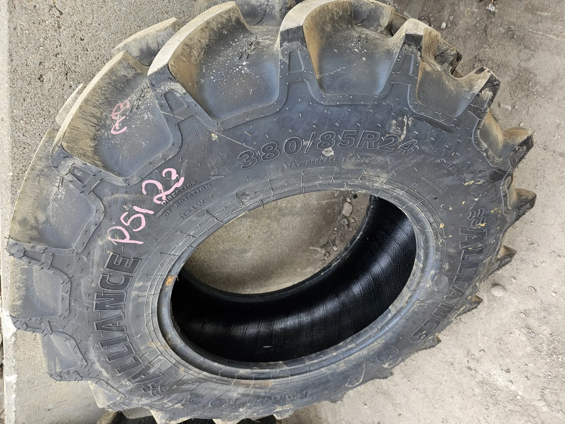 Take-Off 380/85R24 (14.9R24) Alliance Farm Pro 2 131A8/131B TL   (Light Road Wear)