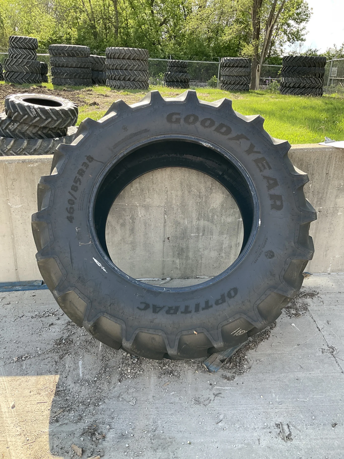 Used 460/85R38 149D Goodyear Optitrac TL R-1W 95-100%