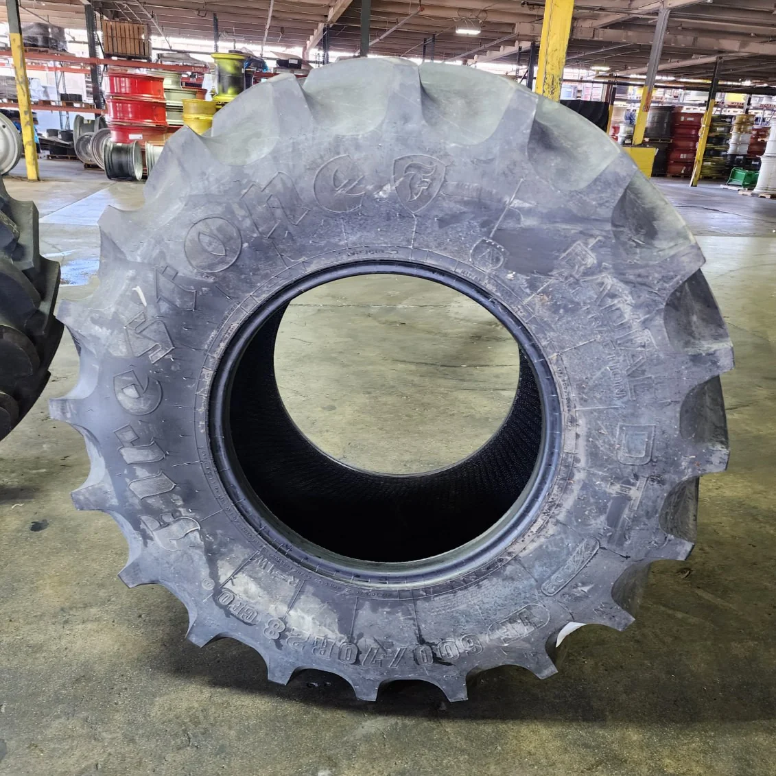 Used VF600/70R28 173B Firestone Radial All Traction Deep Tread TT R-1W 90-95% image 3