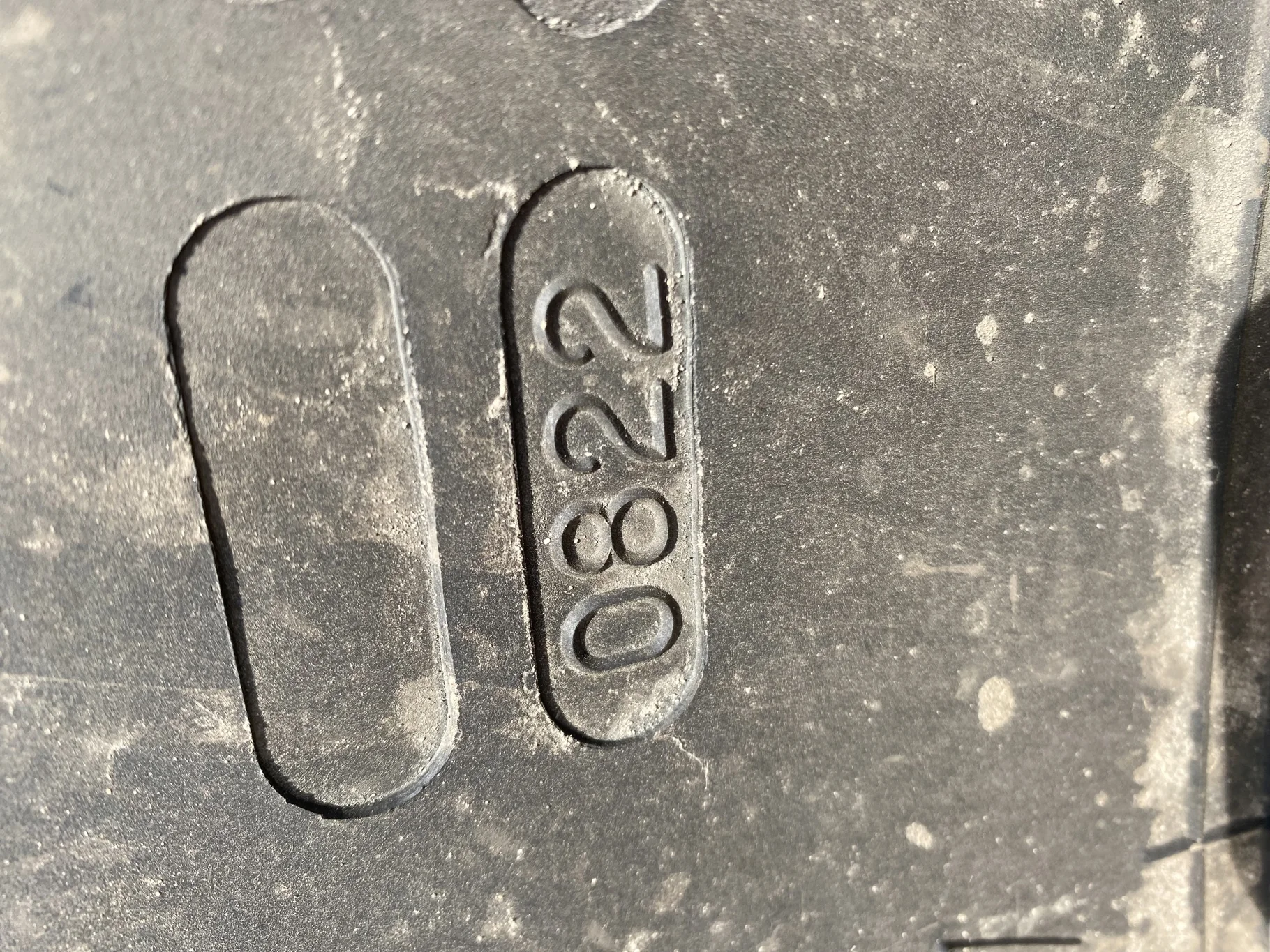 Used 480/80R34 Nokian Tri 2 (155D) TL 75% - Excellent Condition  _x000D_ (Lug Cuts, Lug Stubble, Cut image 8