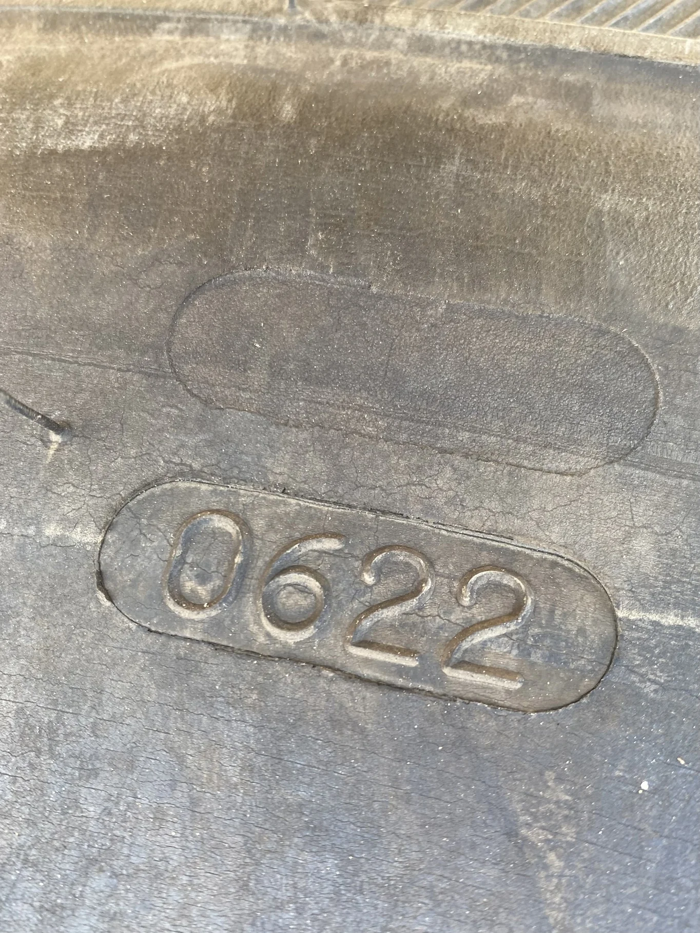 Used 400/80R24 Nokian TRI 2 80-Series (144D) TL 90% - Excellent Condition  _x000D_ (Lug Cuts, Lug St image 5