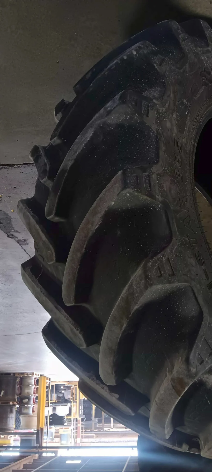 Used VF650/65R38 175D Alliance Agri-Star 365R TT R-1W 85-90% image 2