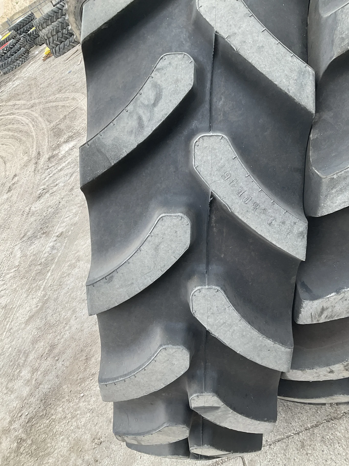 Used VF420/80R46 175D Firestone Radial ATRC TL R-1W 95-100% image 2