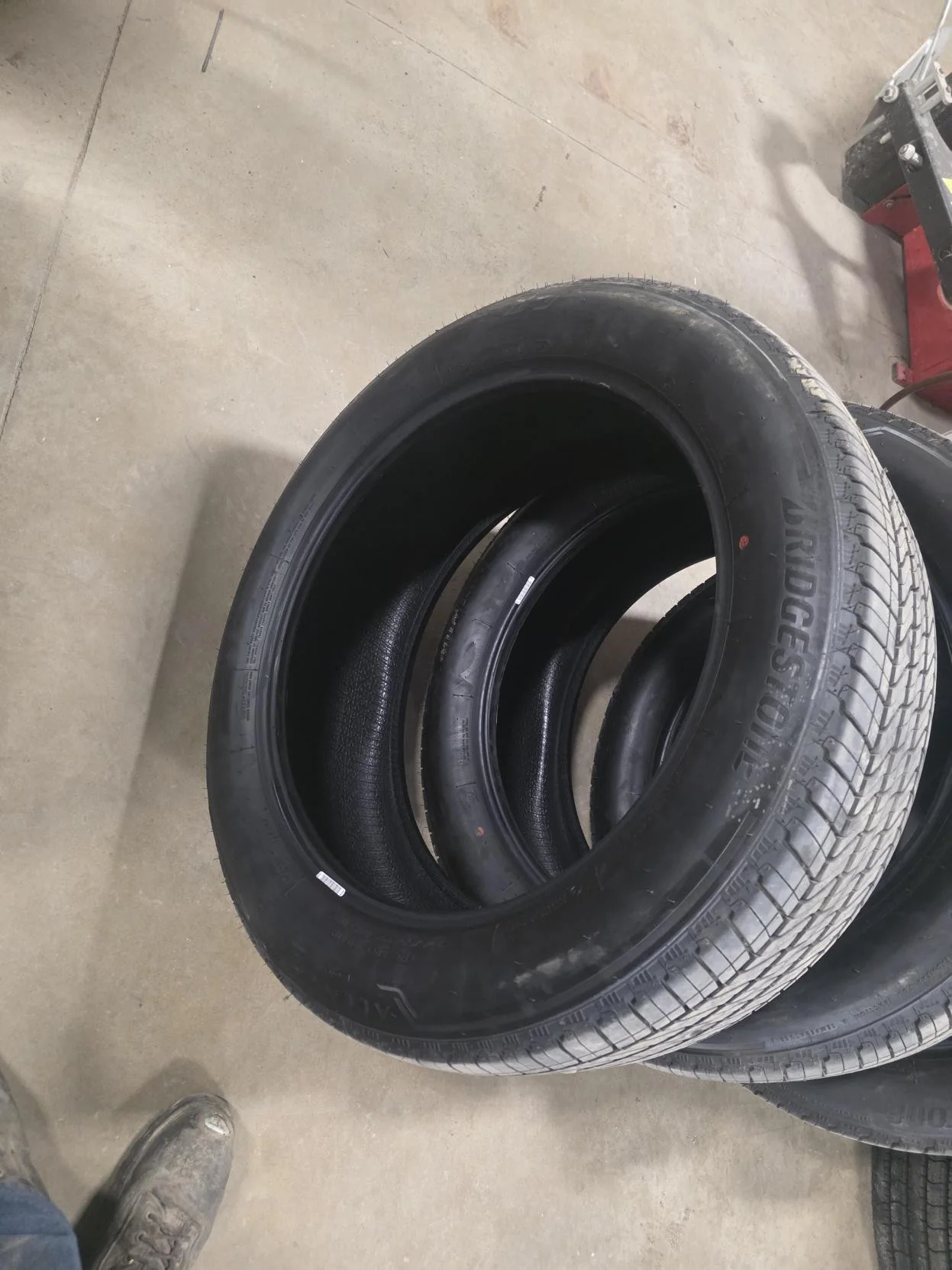 Take-Off 275/50R22/SL Bridgestone Alenza A/S02 111H 95-100%