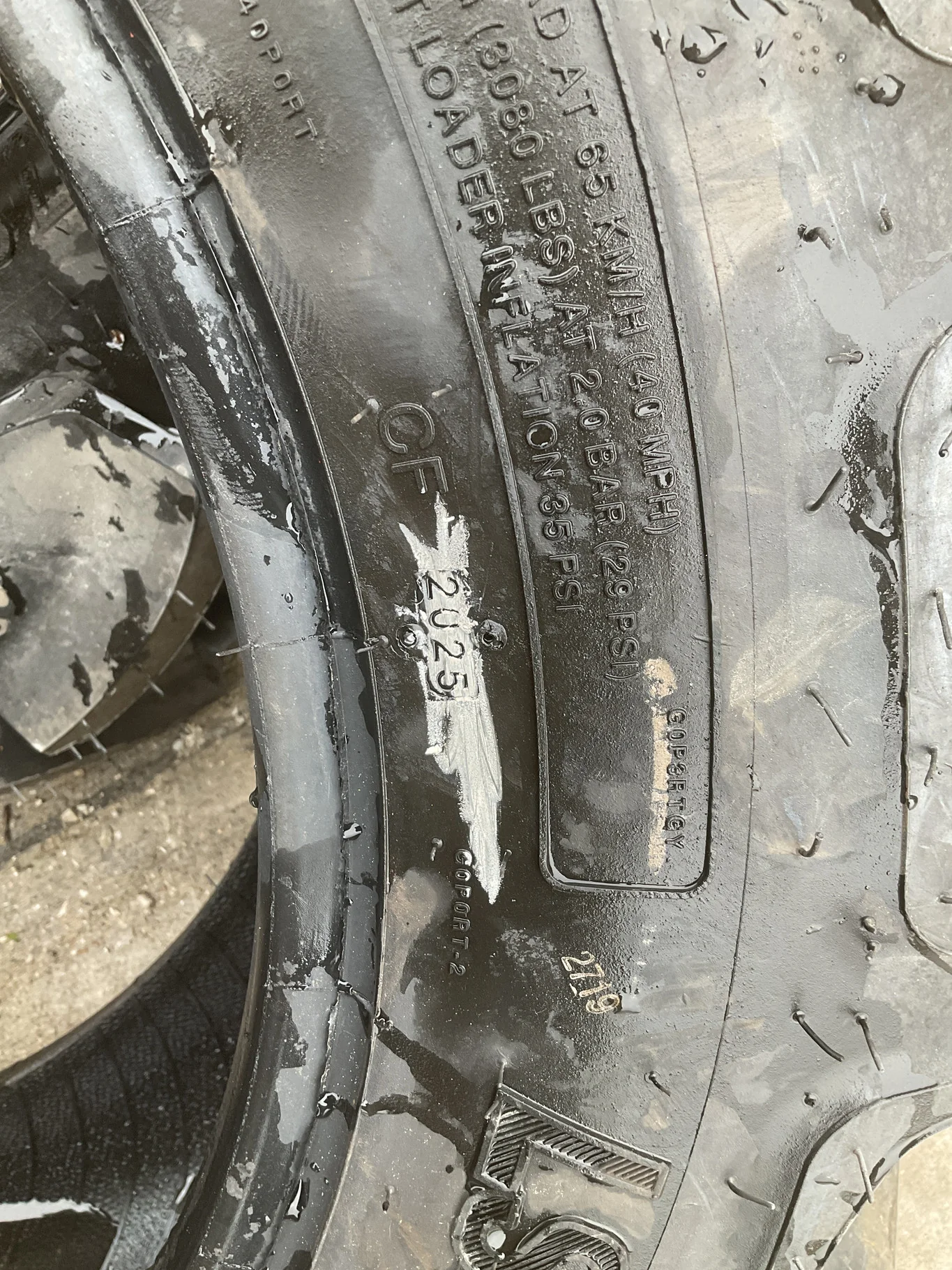Take-Off LSW320/70R24 120D Goodyear Optitrac TL R-1W 95-100% image 3