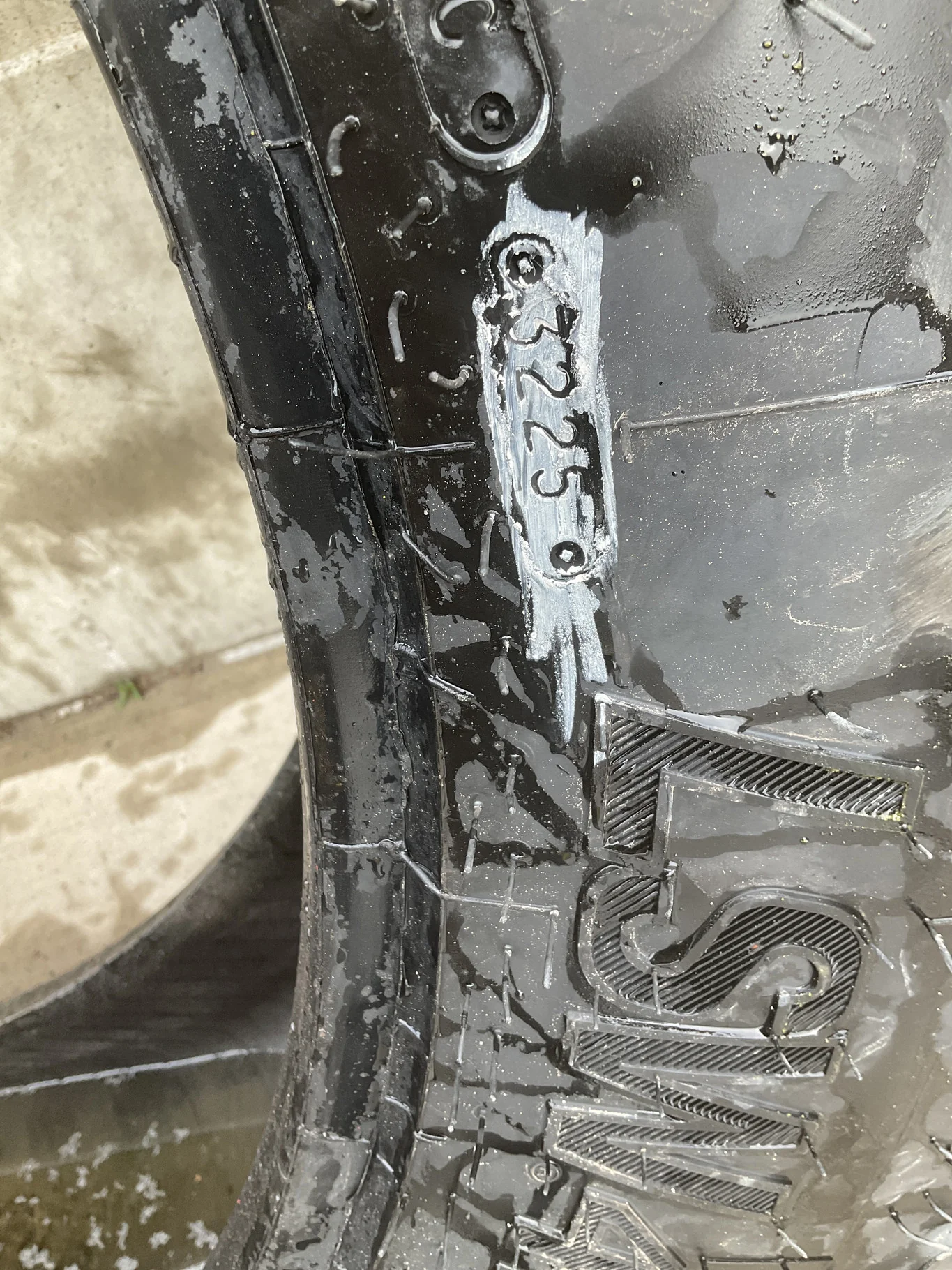 Take-Off LSW420/75R34 142D Goodyear Optitrac TL R-1W 95-100% image 3