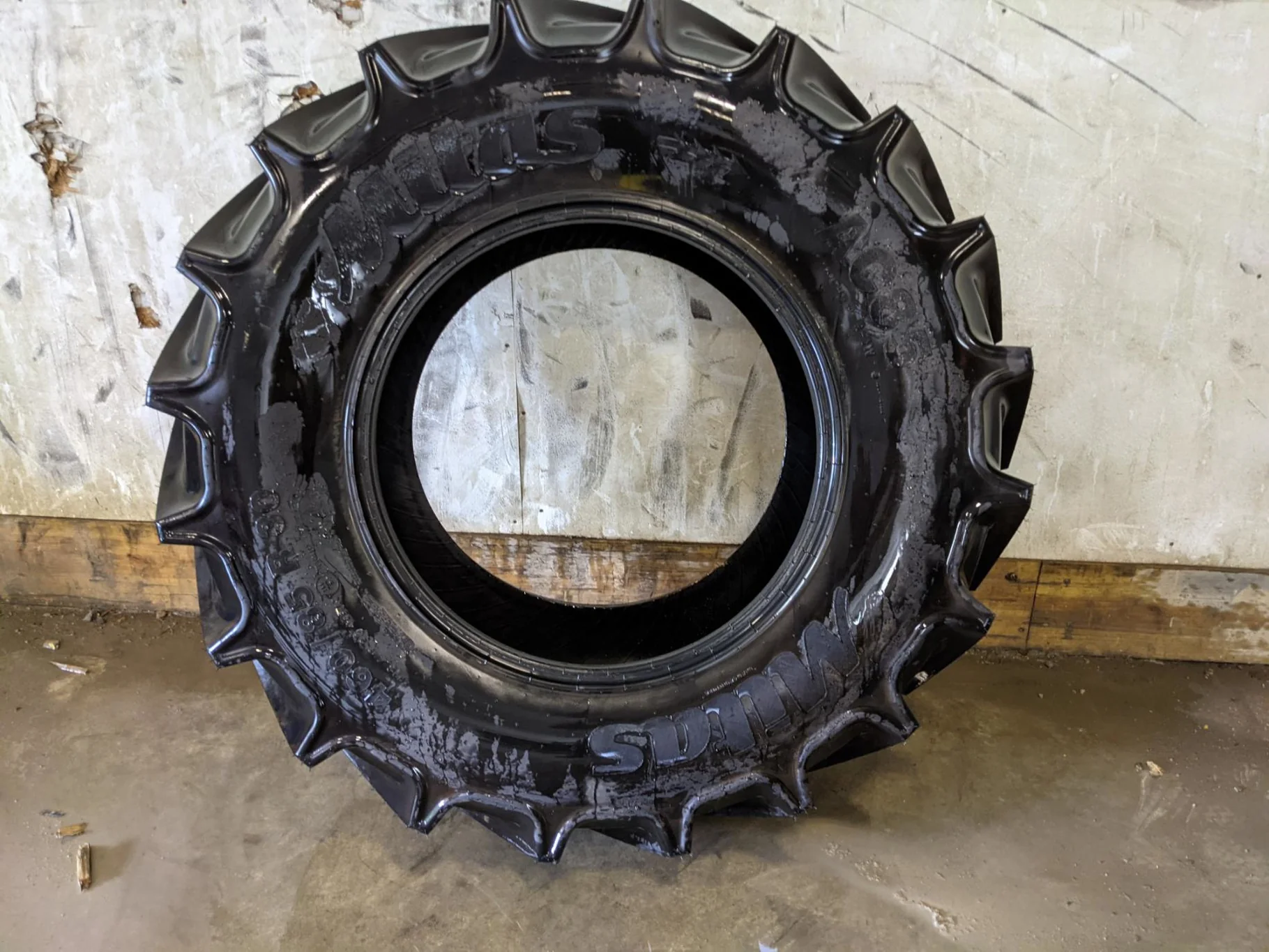 Used 460/85R30 (18.4R30) Mitas AC85 (145A8/145B) TL 95%